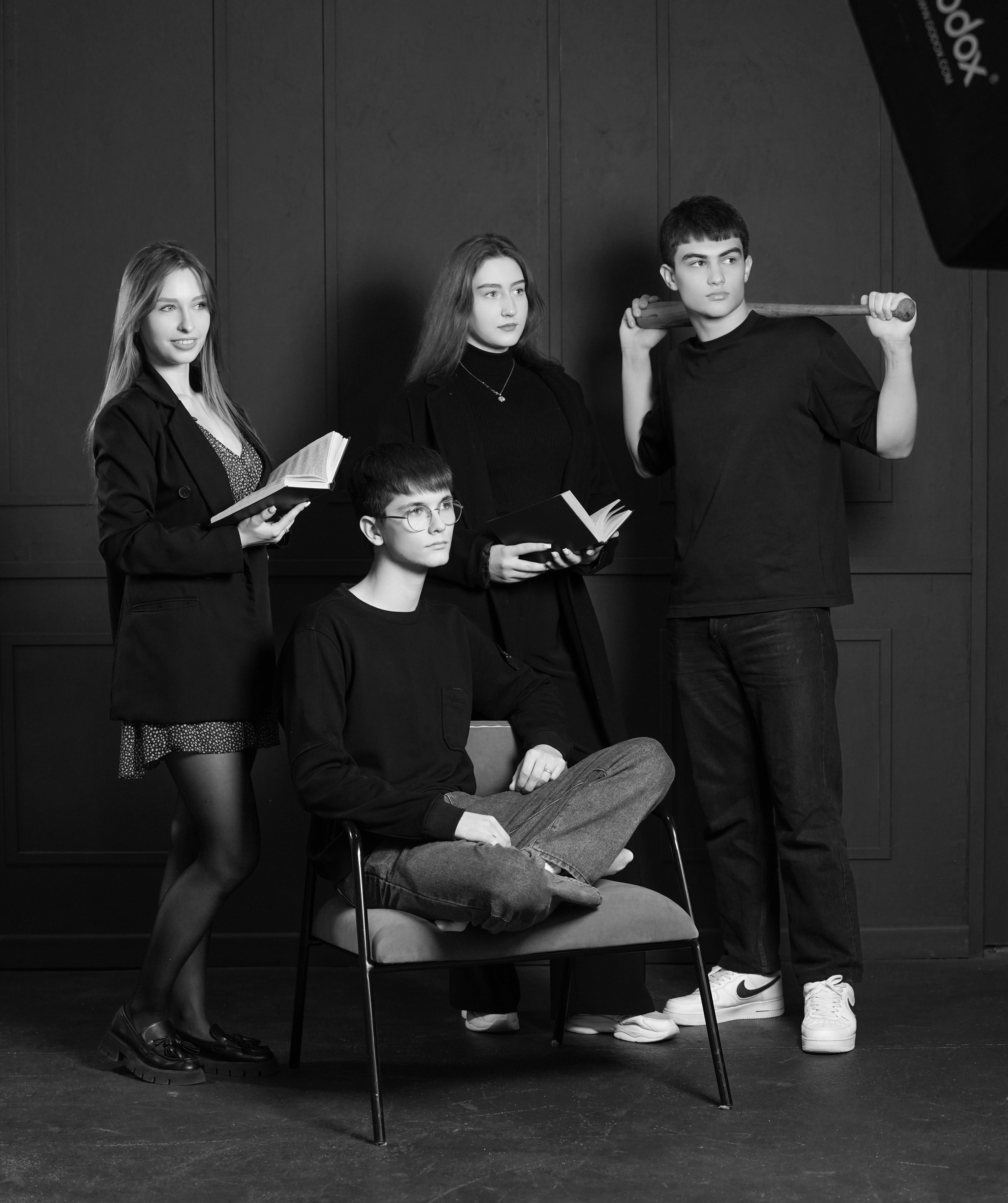 Студия ФОНД. MEMENTO.Выпускные альбомы, школьные, юбилейные и другие книги. Ростов-на-Дону