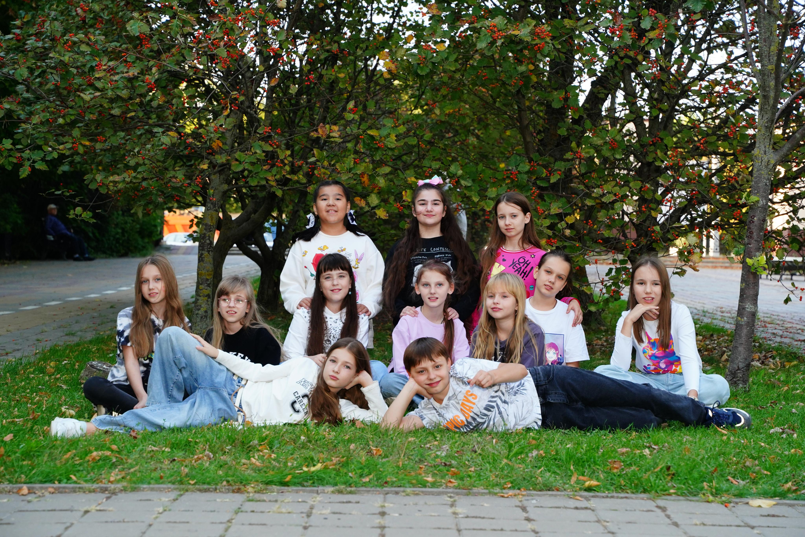 Фотосессия на природе. MEMENTO.Выпускные альбомы, школьные, юбилейные и другие книги. Ростов-на-Дону