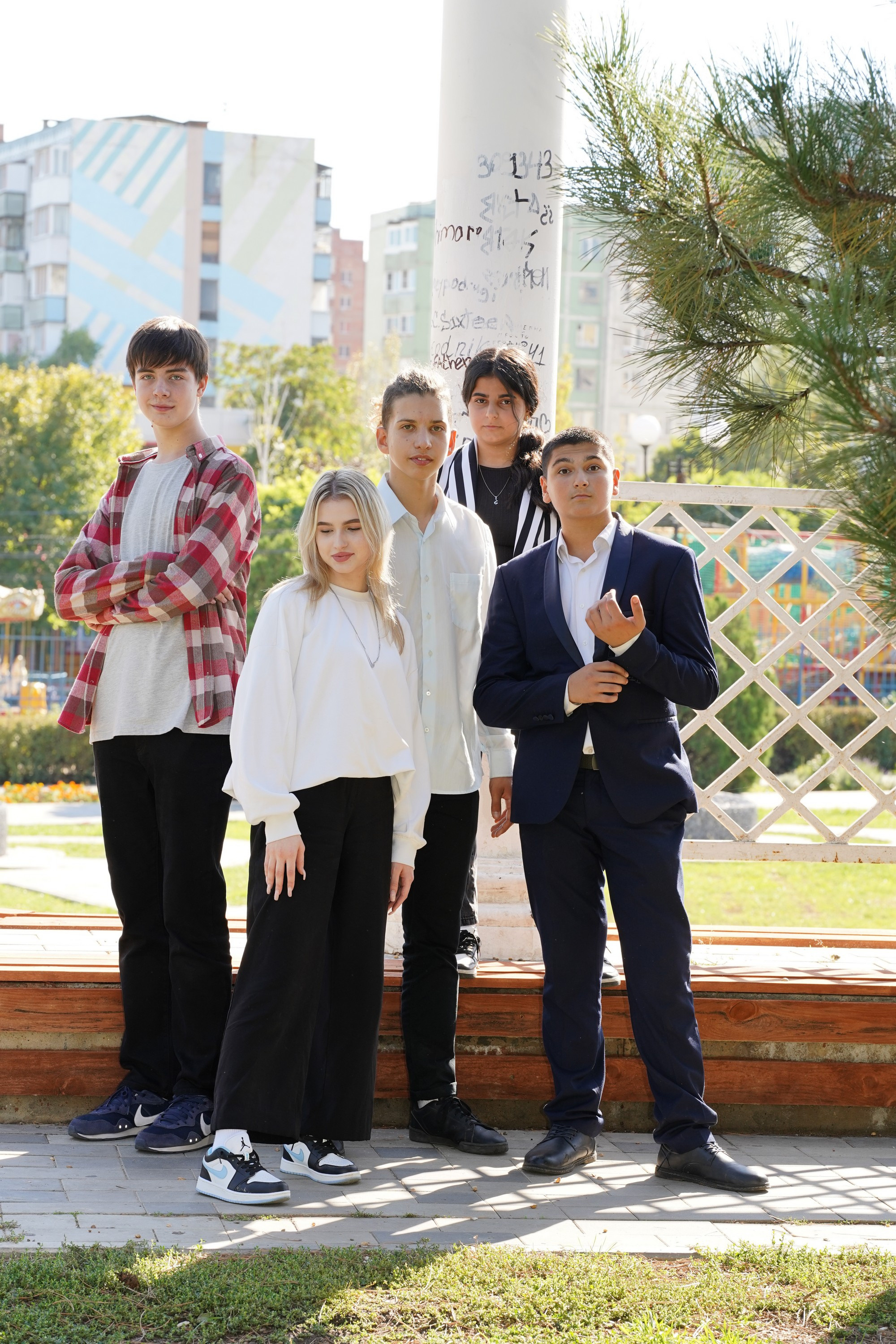 Фотосессии на улице. MEMENTO.Выпускные альбомы, школьные, юбилейные и другие книги. Ростов-на-Дону