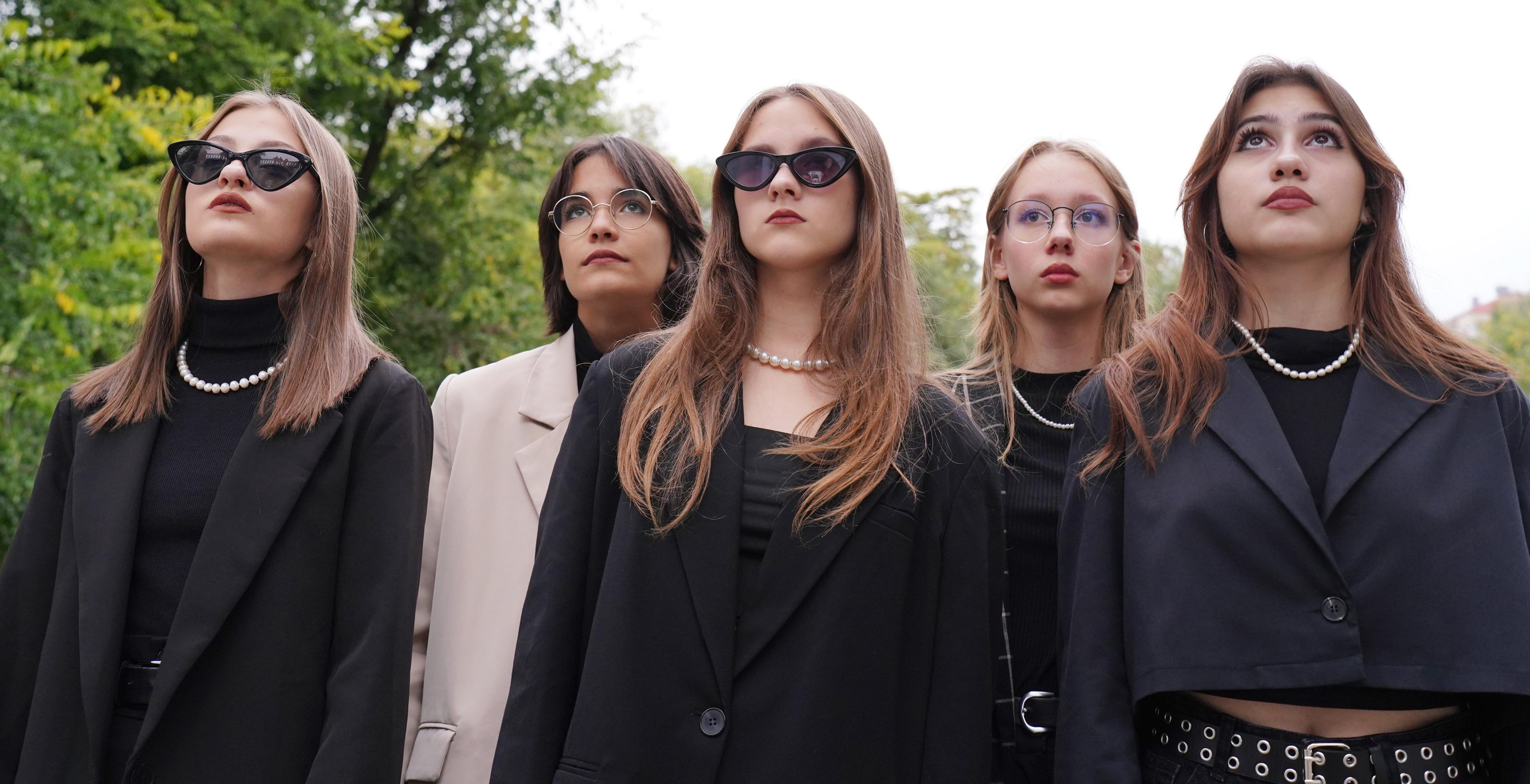 Стиль Блэк. MEMENTO.Выпускные альбомы, школьные, юбилейные и другие книги. Ростов-на-Дону