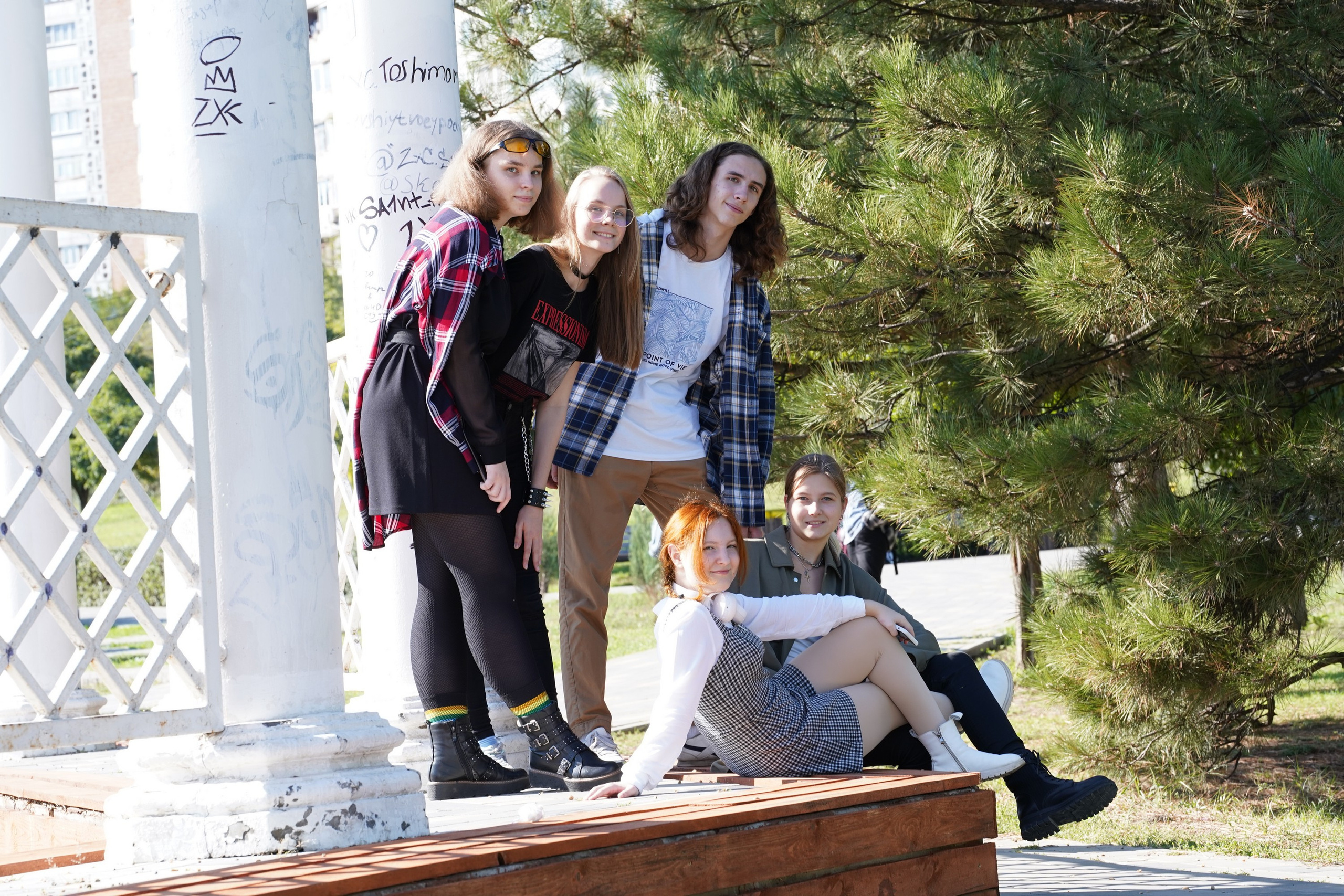 Фотосессии на улице. MEMENTO.Выпускные альбомы, школьные, юбилейные и другие книги. Ростов-на-Дону