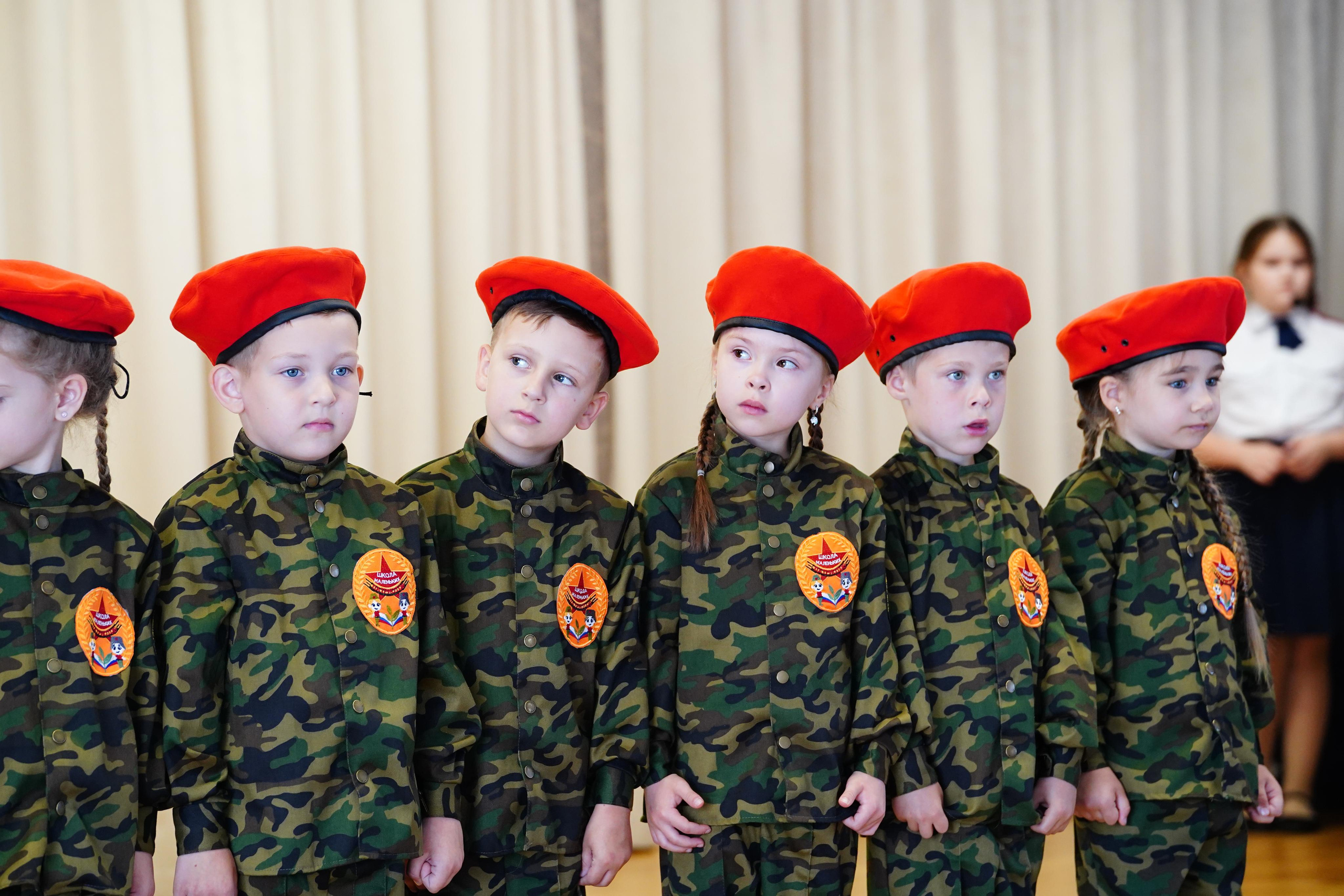 Юнармия. Фотостудия Лучшие моменты Выпускные альбомы, школьные, юбилейные фотокниги Ростов-на-Дону