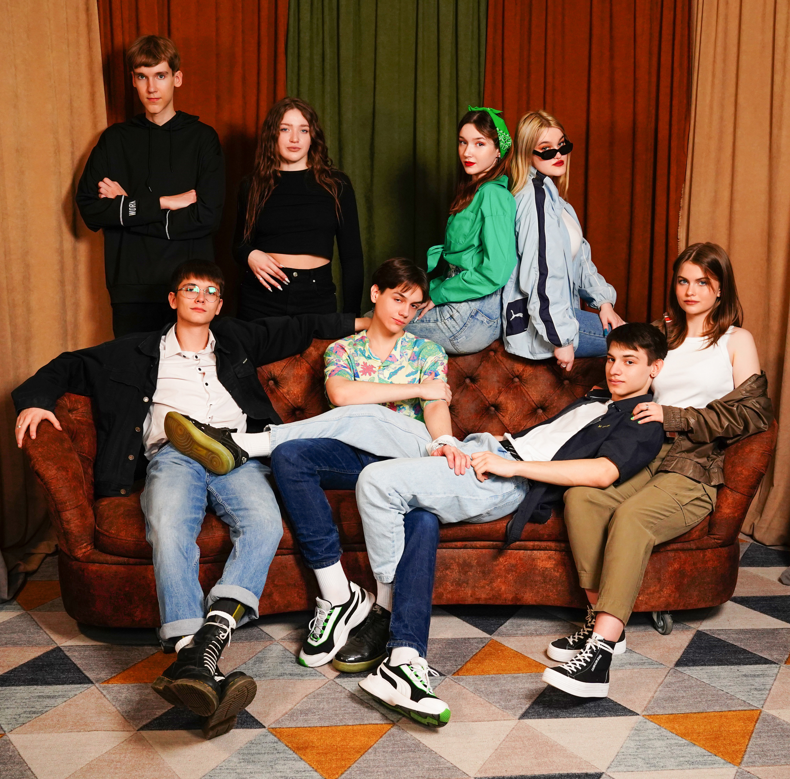 Студия ФОНД. MEMENTO.Выпускные альбомы, школьные, юбилейные и другие книги. Ростов-на-Дону