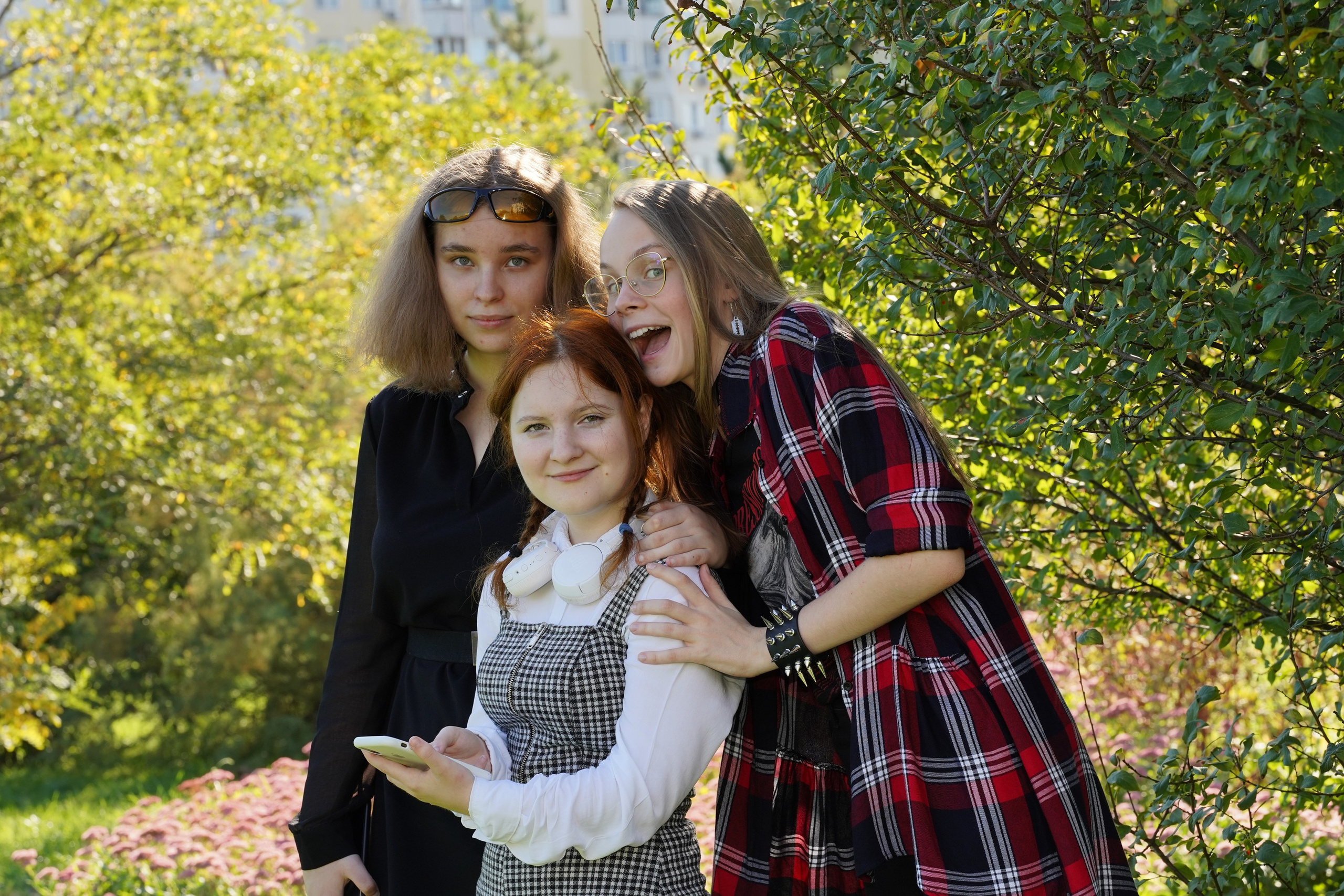 Фотосессии на улице. MEMENTO.Выпускные альбомы, школьные, юбилейные и другие книги. Ростов-на-Дону