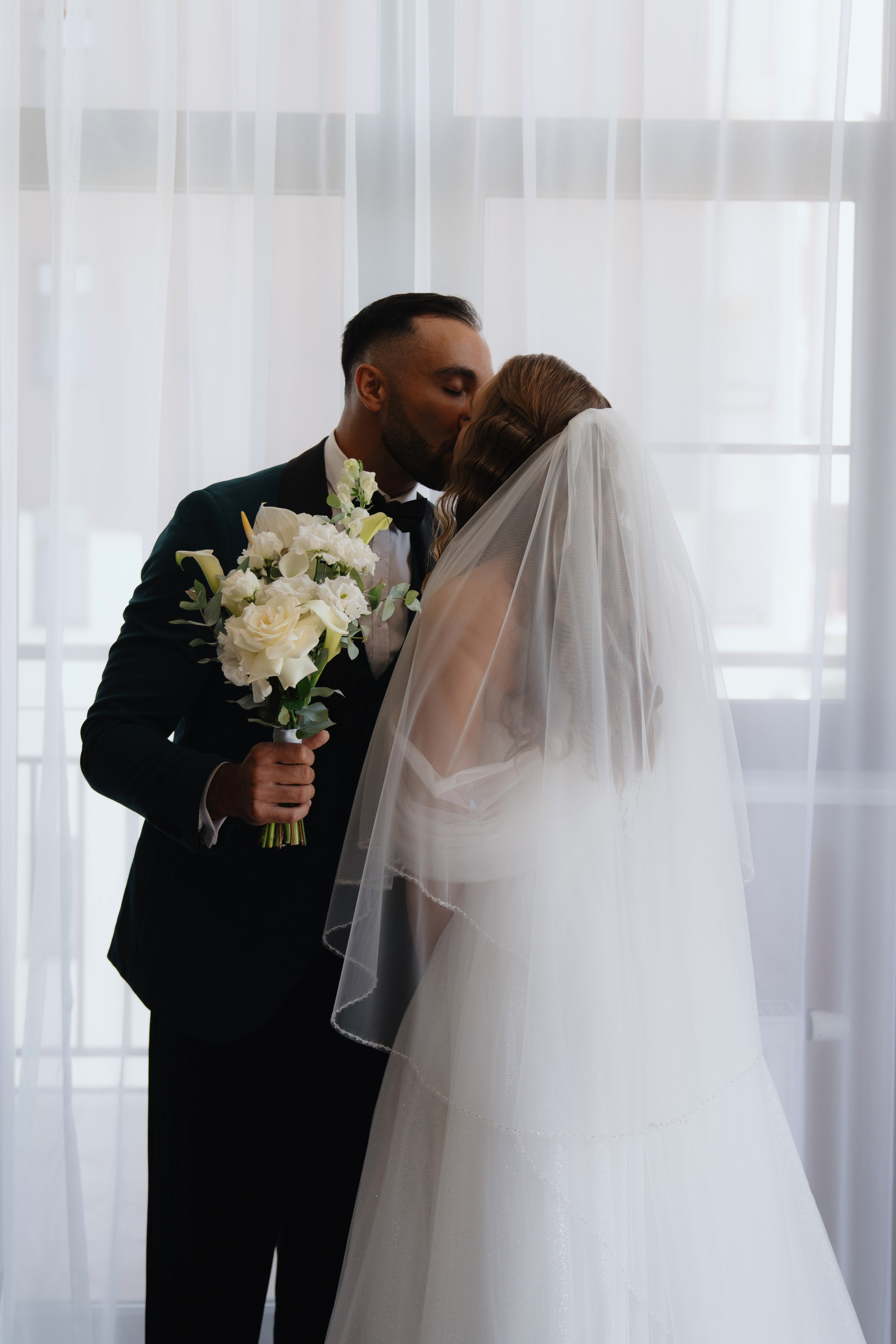 Лера и Руслан — Свадебный фототур. Свадебный фотограф в Сочи и Адлере — Фотосессии на море и в горах | Виктор Рогулев