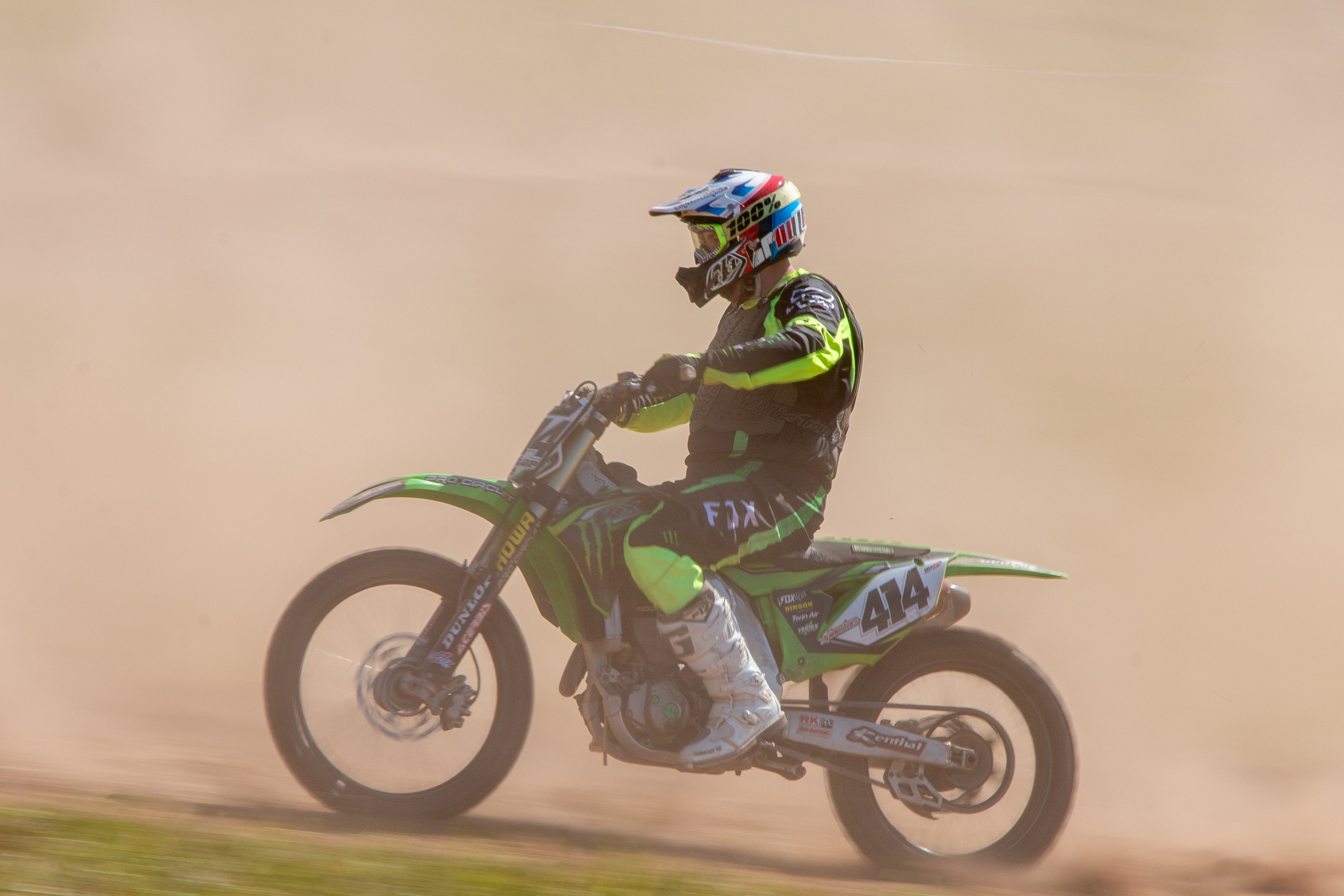 Конь-огонь 2025. Олег Романов. Мастер фото по спорту