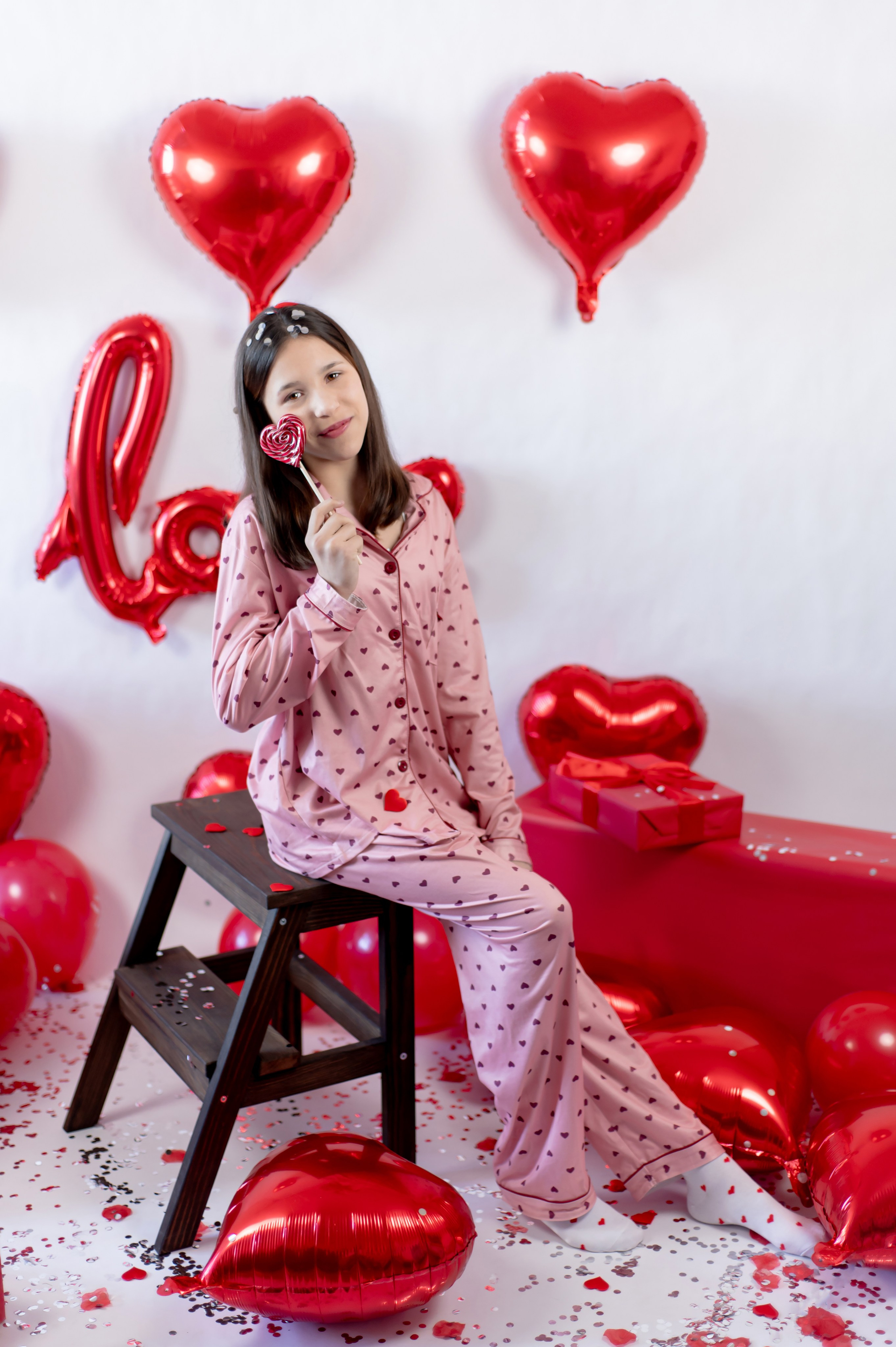 14 февраля. Детский и семейный фотограф Эльмира Веселова. Детская фотостудия Мира. Фотосессия на годик