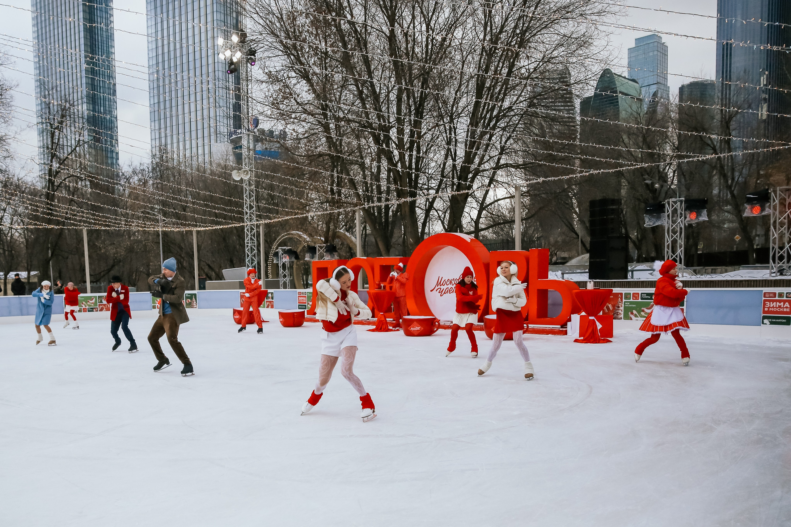 Ледовое шоу Сити каток Московское Чаепитие. Фотограф и видеограф Анна Домашенко