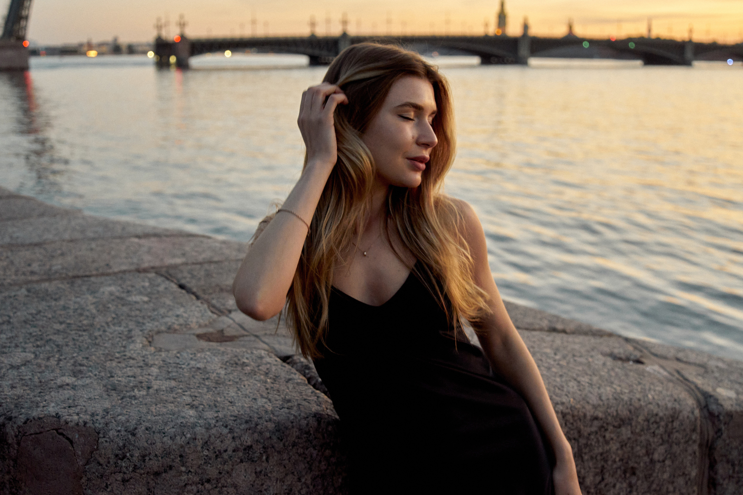 POLINA. Съёмка для брендов одежды и маркетплейсов в Санкт-Петербурге