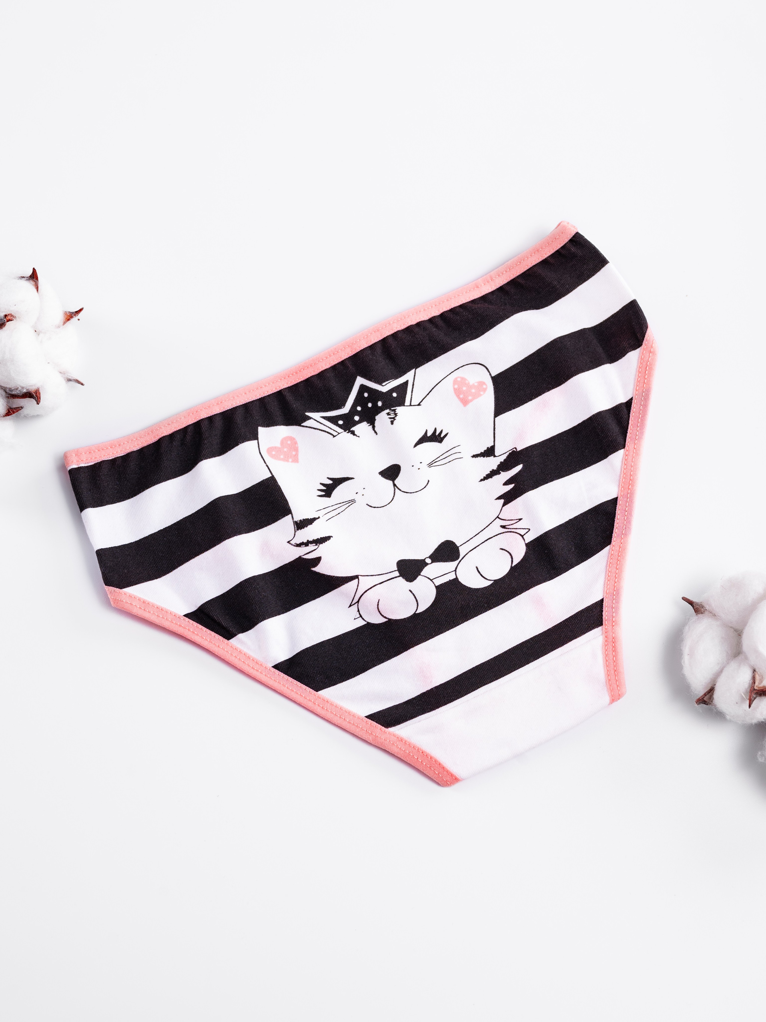 Детские трусики. Предметный фотограф, фото для маркетплейсов Пятигорск, КМВ