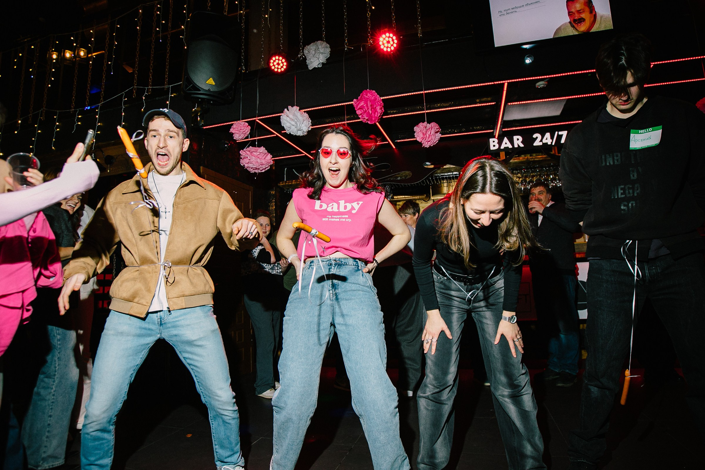 Вечеринка в стиле 00-х. Женский и репортажный фотограф Москва Натали Смирнова