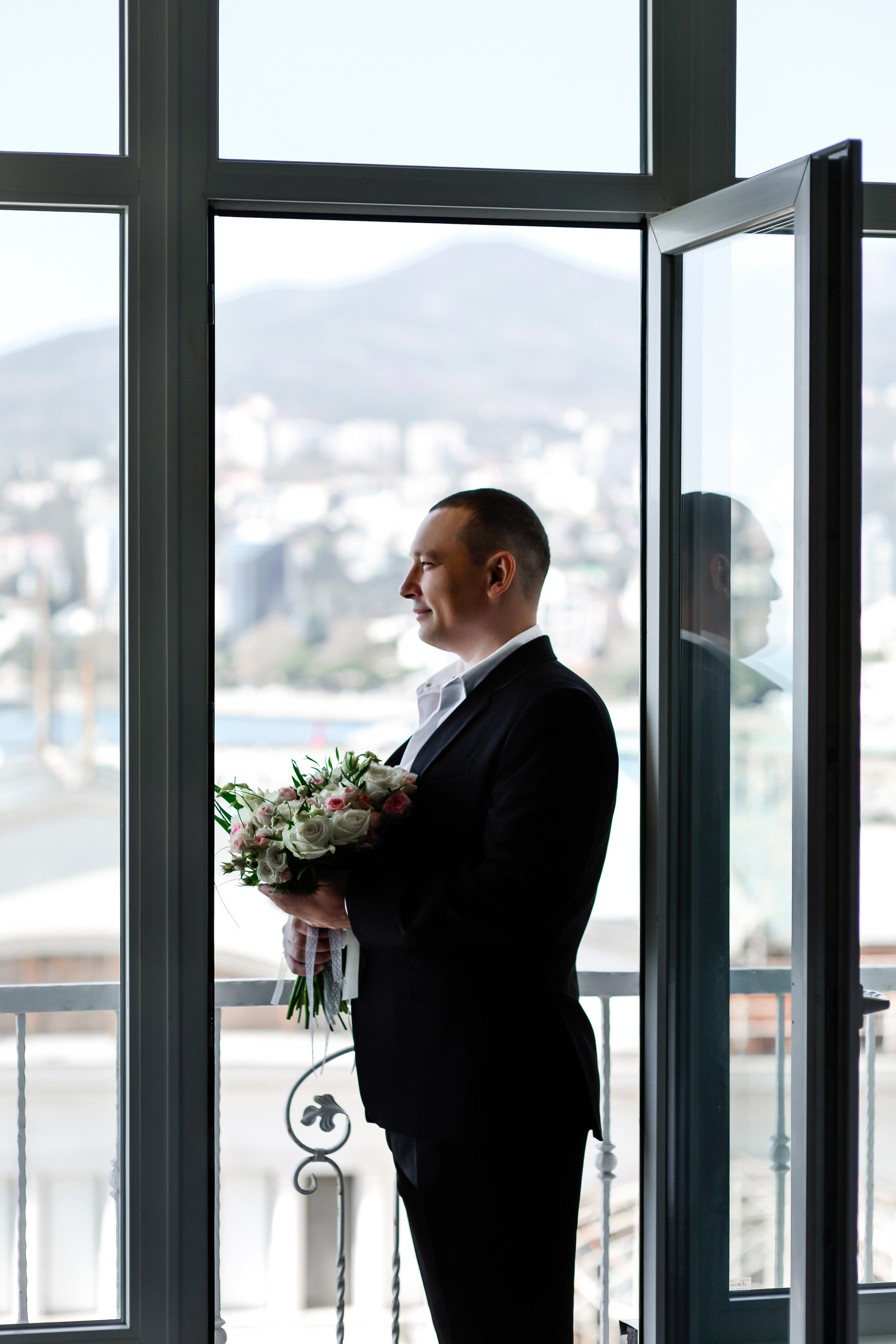 Свадьба для двоих в Крыму. Свадебный фотограф в Крыму