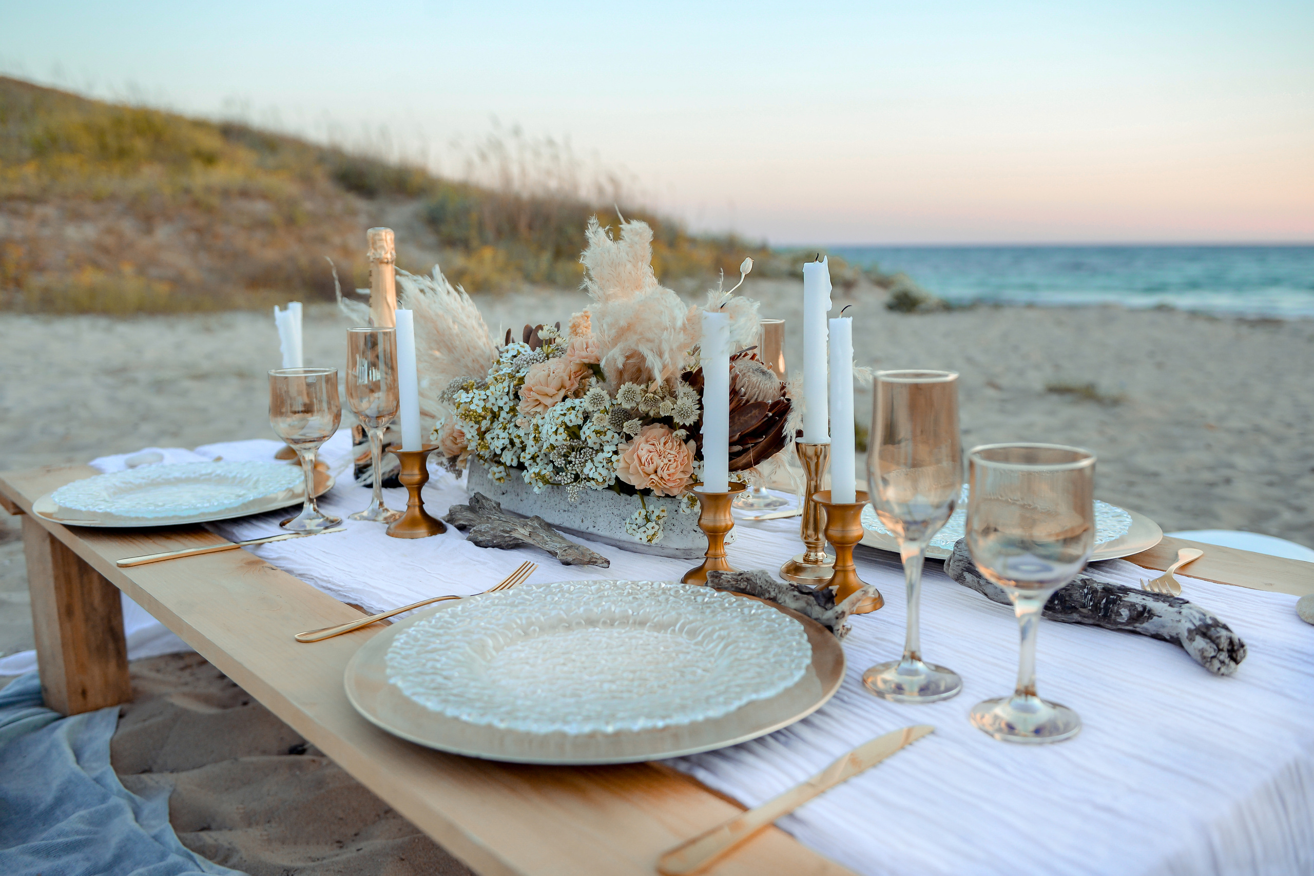 Свадьба для двоих в Крыму. Свадебный фотограф в Крыму