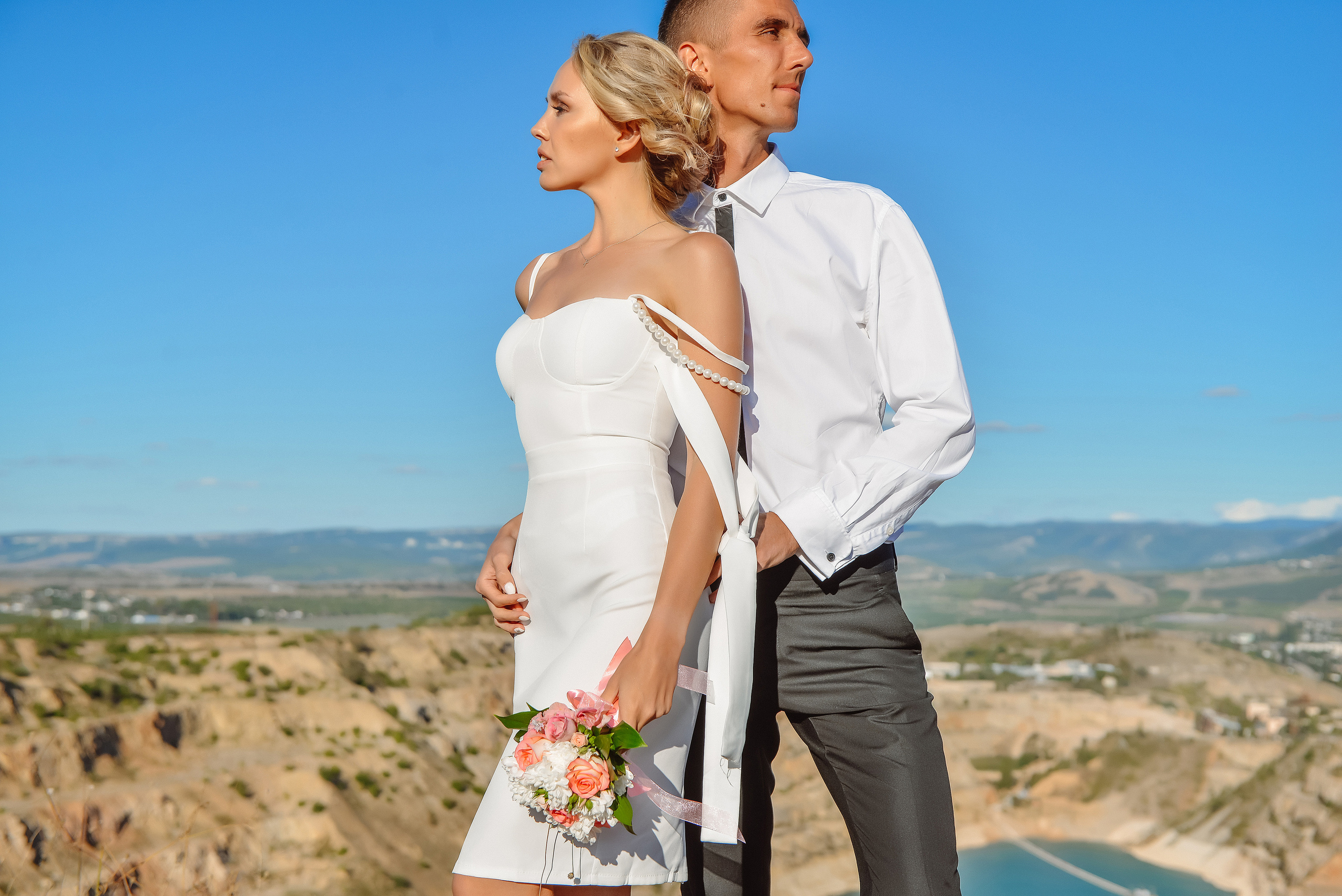 Свадьба для двоих в Крыму. Свадебный фотограф в Крыму