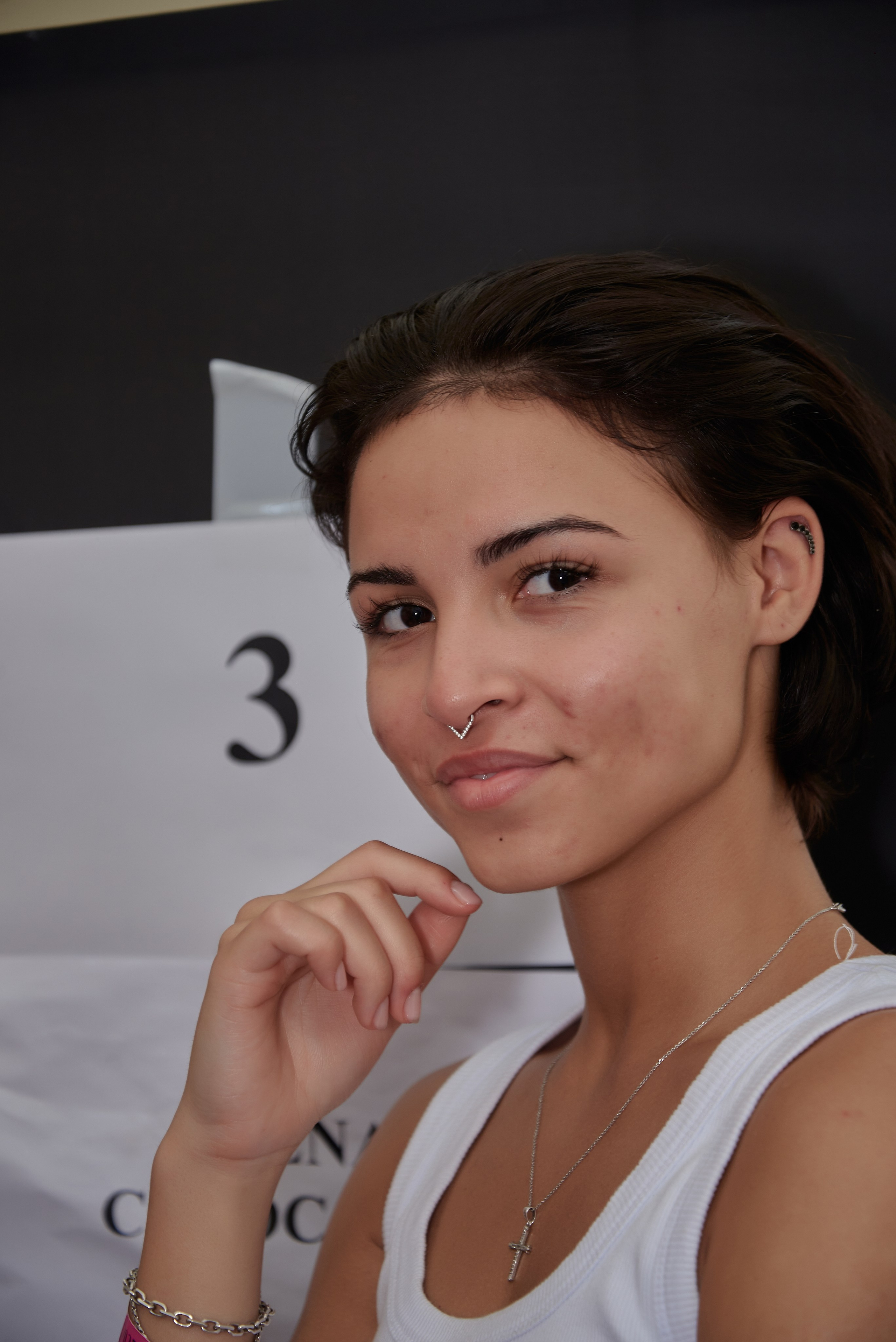 Backstage с показа ALENA COJOCARU RFW 2025. Наталия Дианова — фотограф для брендов и экспертов в Москве