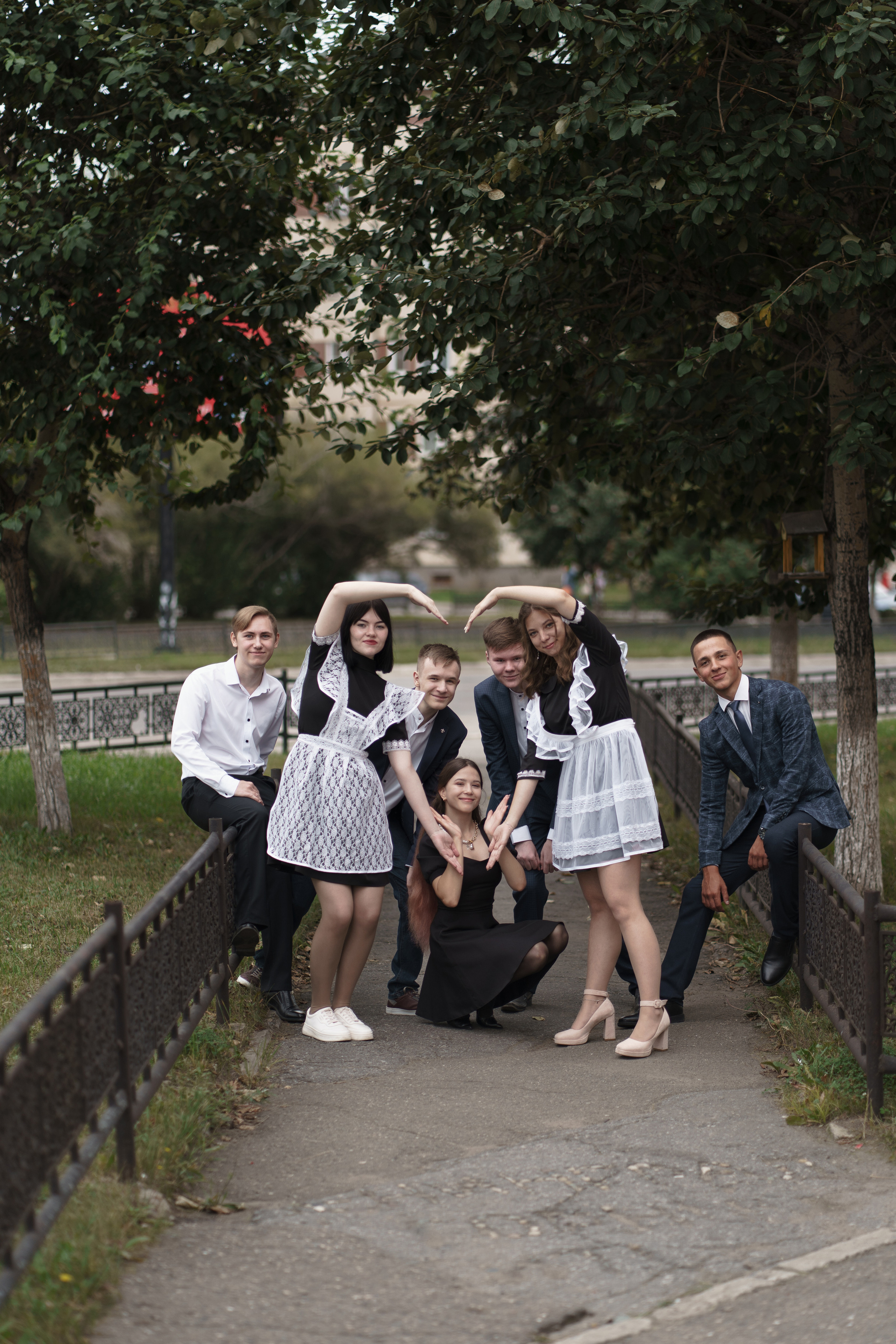 Школьные. Фотограф Булат Ванданов