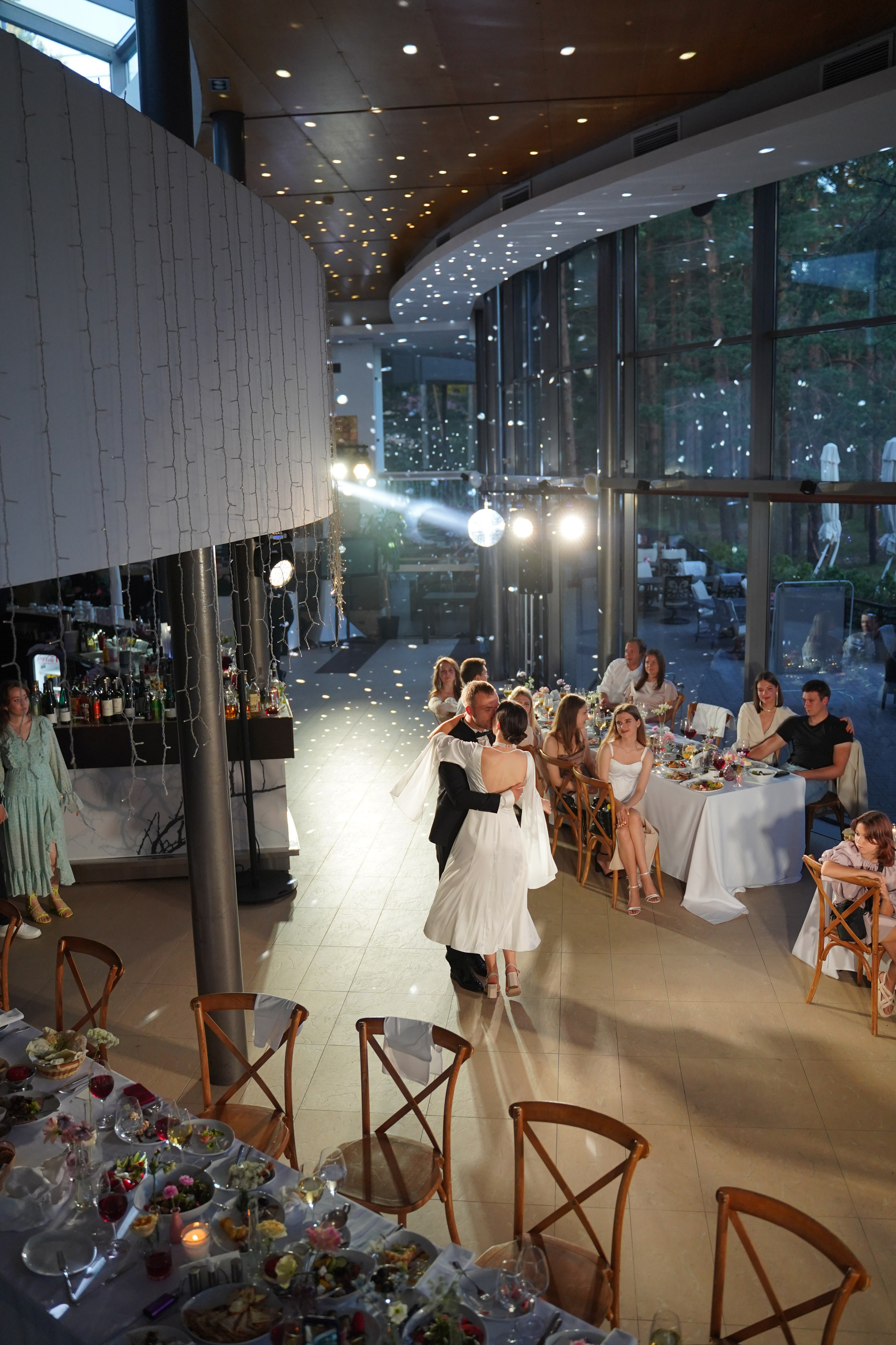 Свадьба на заливе в атлантисе. Свадебный фотограф организатор в Санкт-Петербурге Ассоль Опарина