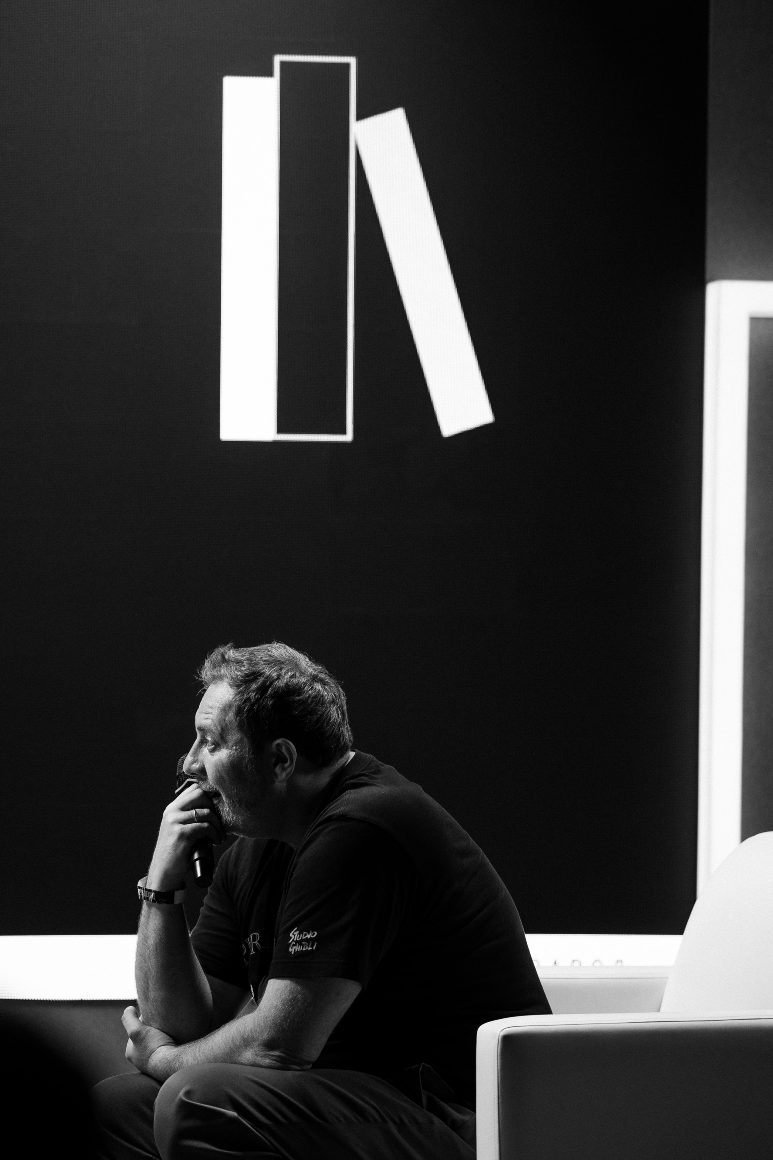 ЧТИВО/ФЕСТ. Костя Жуков — фотограф в Москве