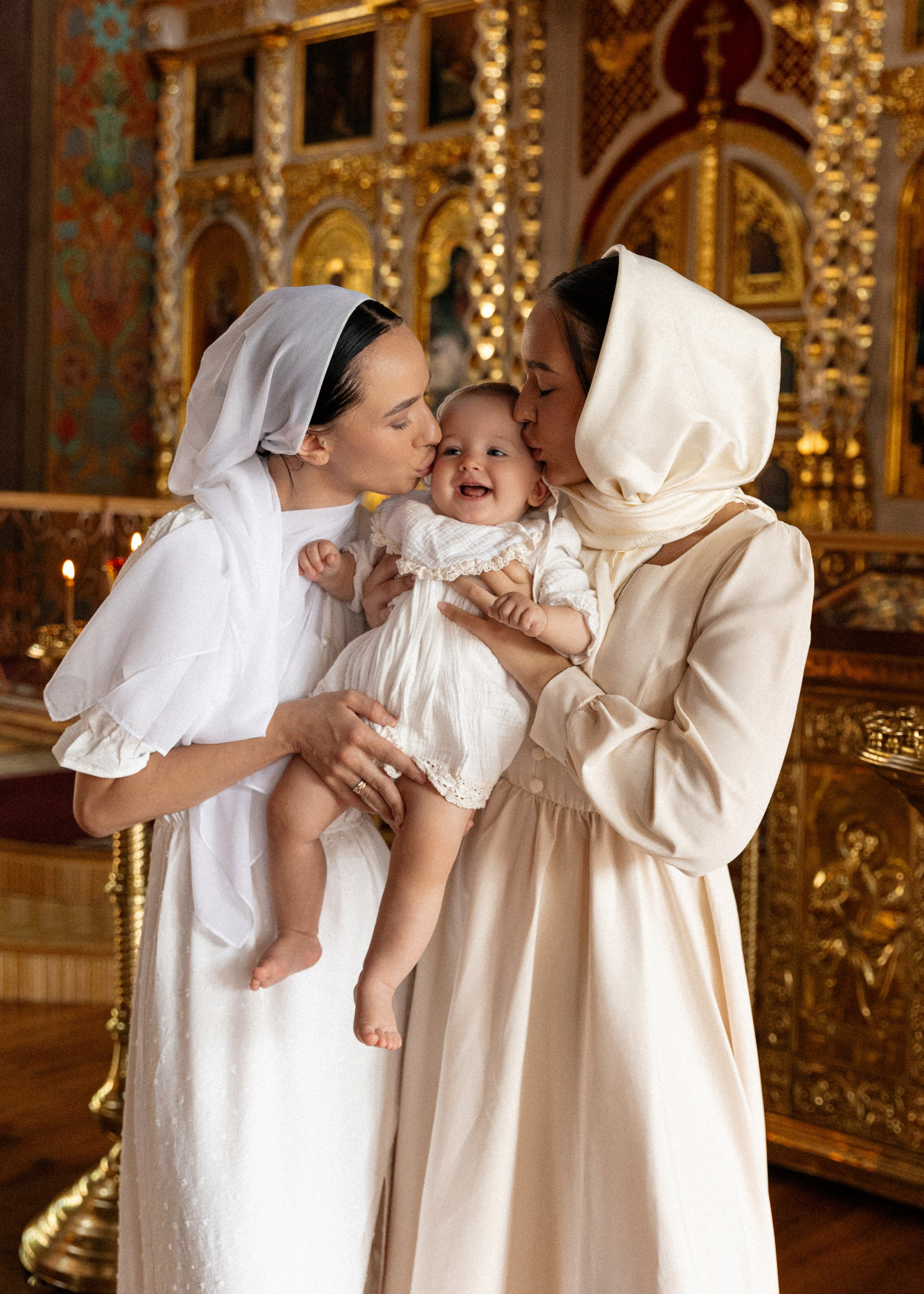 Крещение в Свято-Троицком соборе. Свадебный фотограф и видеограф Краснодар, Ростов, Сочи, Новороссийск