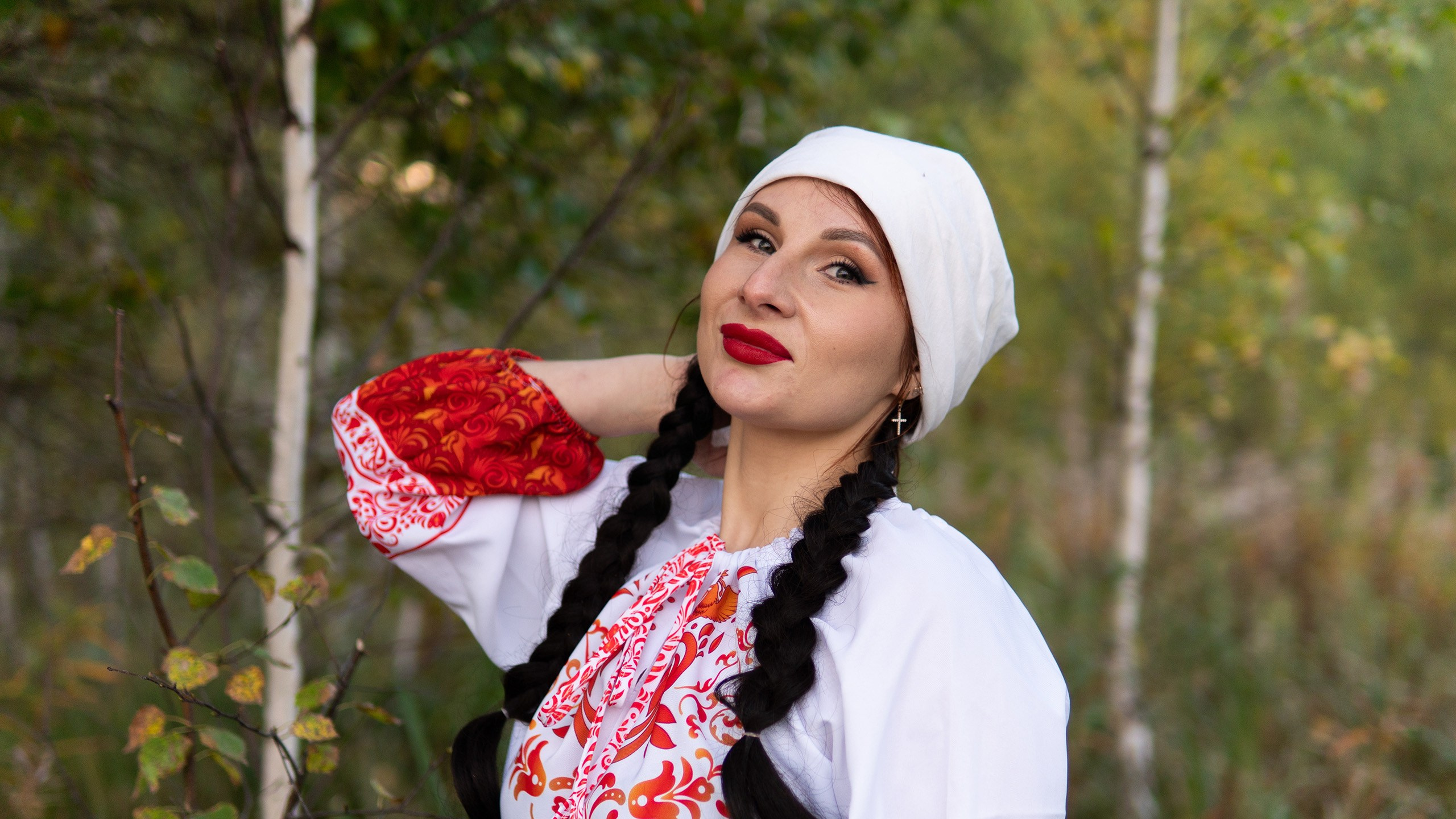 Тематическая \ Творческая \ Фотосъёмка в славянском наряде: Татьяна — гармония традиций и природы. Hannanovmoments