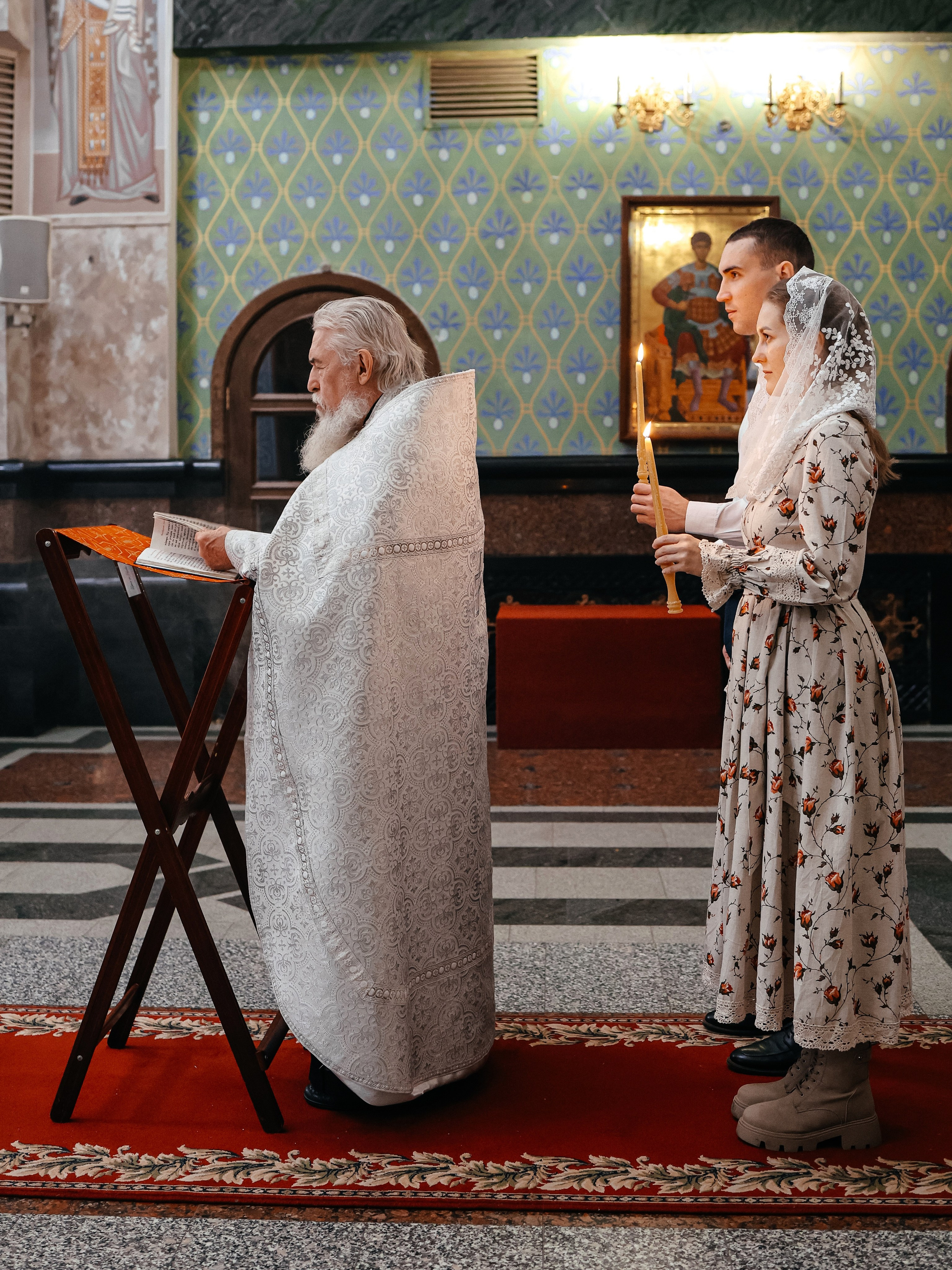 Венчание в Храме на Крови. Семейный и детский фотограф в  г. Екатеринбурге Холодова Юлия