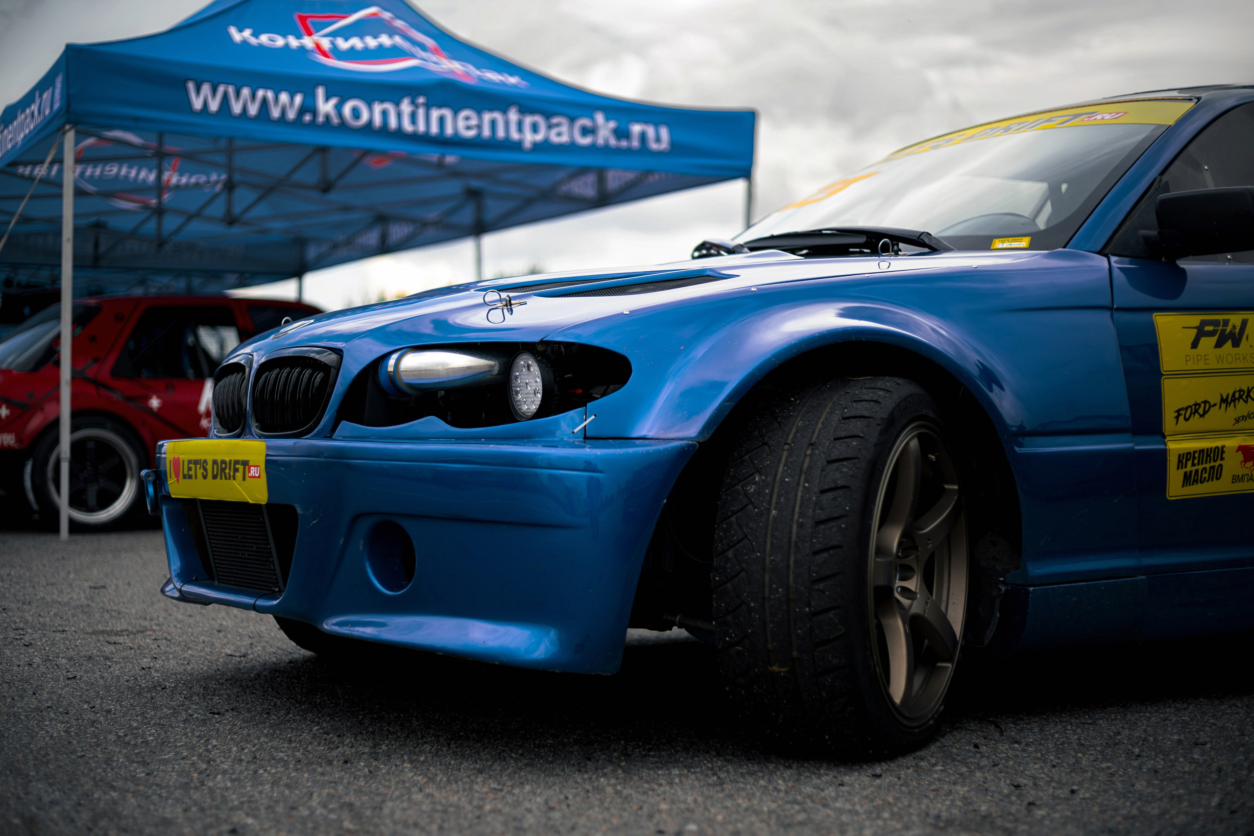 Фотосъемка дрифта в Санкт-Петербурге | Энергичные кадры для спортивных медиа