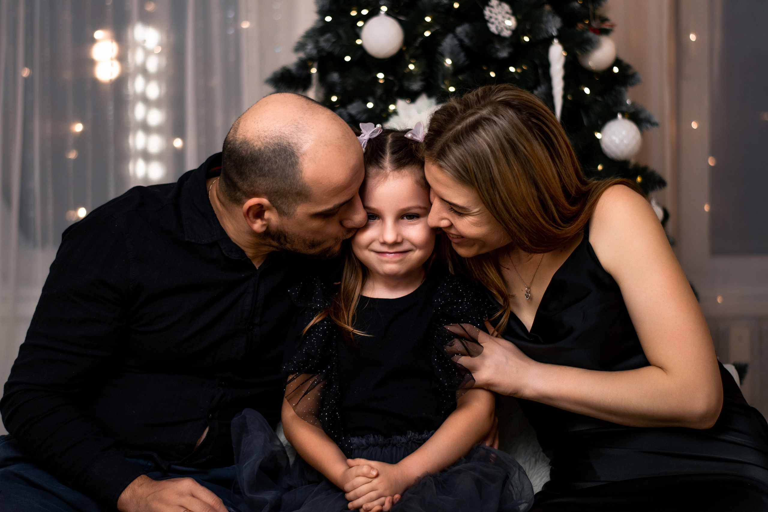 Семейная новогодняя фотосессия. Семейный фотограф в Озёрах и Коломне