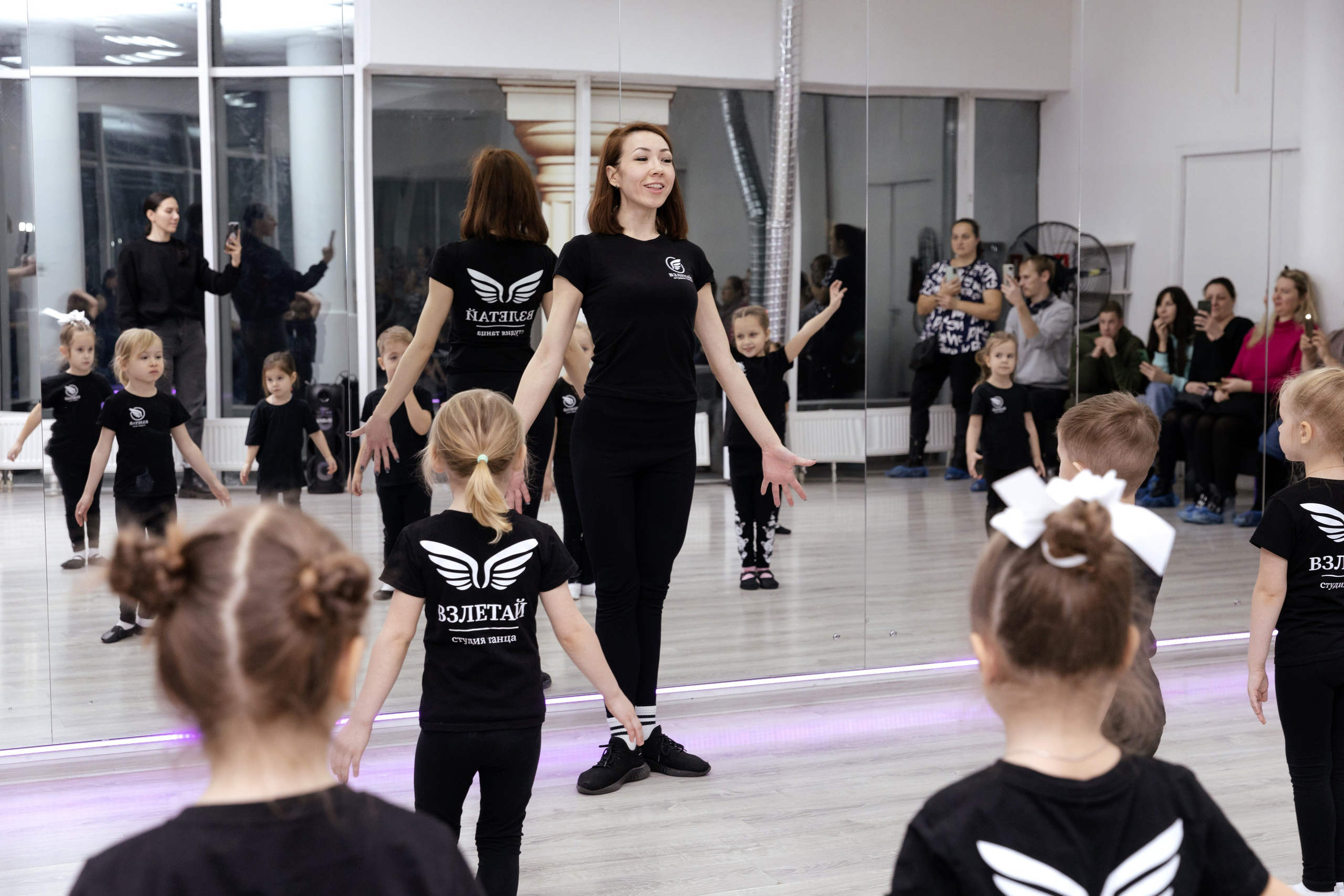 Студия «Взлетай». Открытый урок. Семейный фотограф — Макс Белогрудов