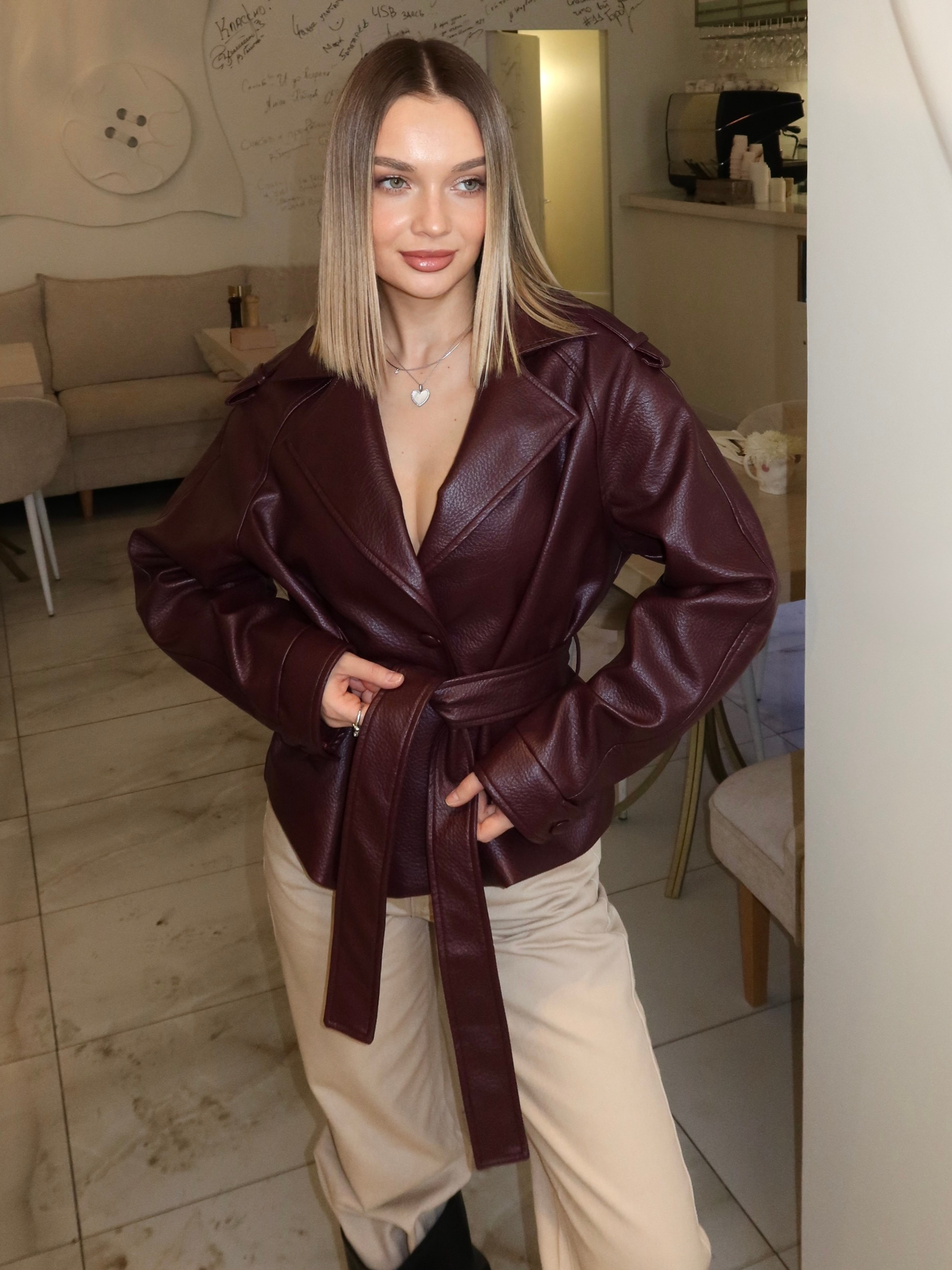 Виктория Н Размер ХS, Рост 165, Параметры 85/62/88. LUNAPRO Дом стильных, сборных и индивидуальных съемок для брендов