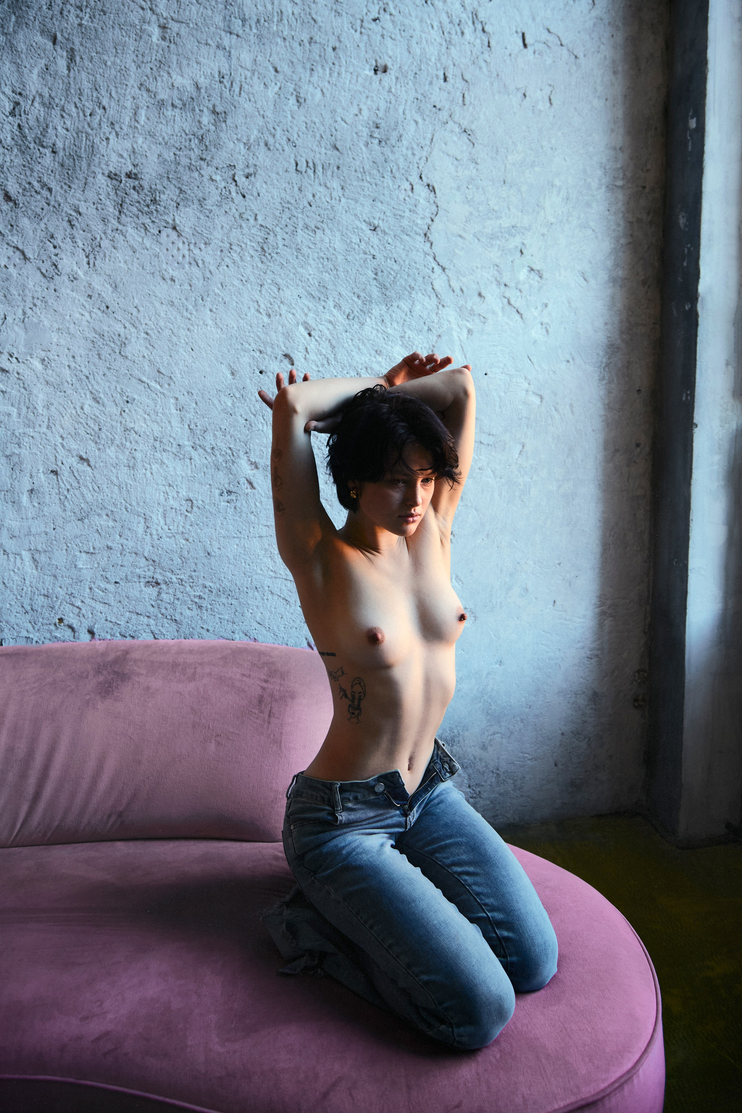 Alan (lumpenmen). Arina Kharakhashian