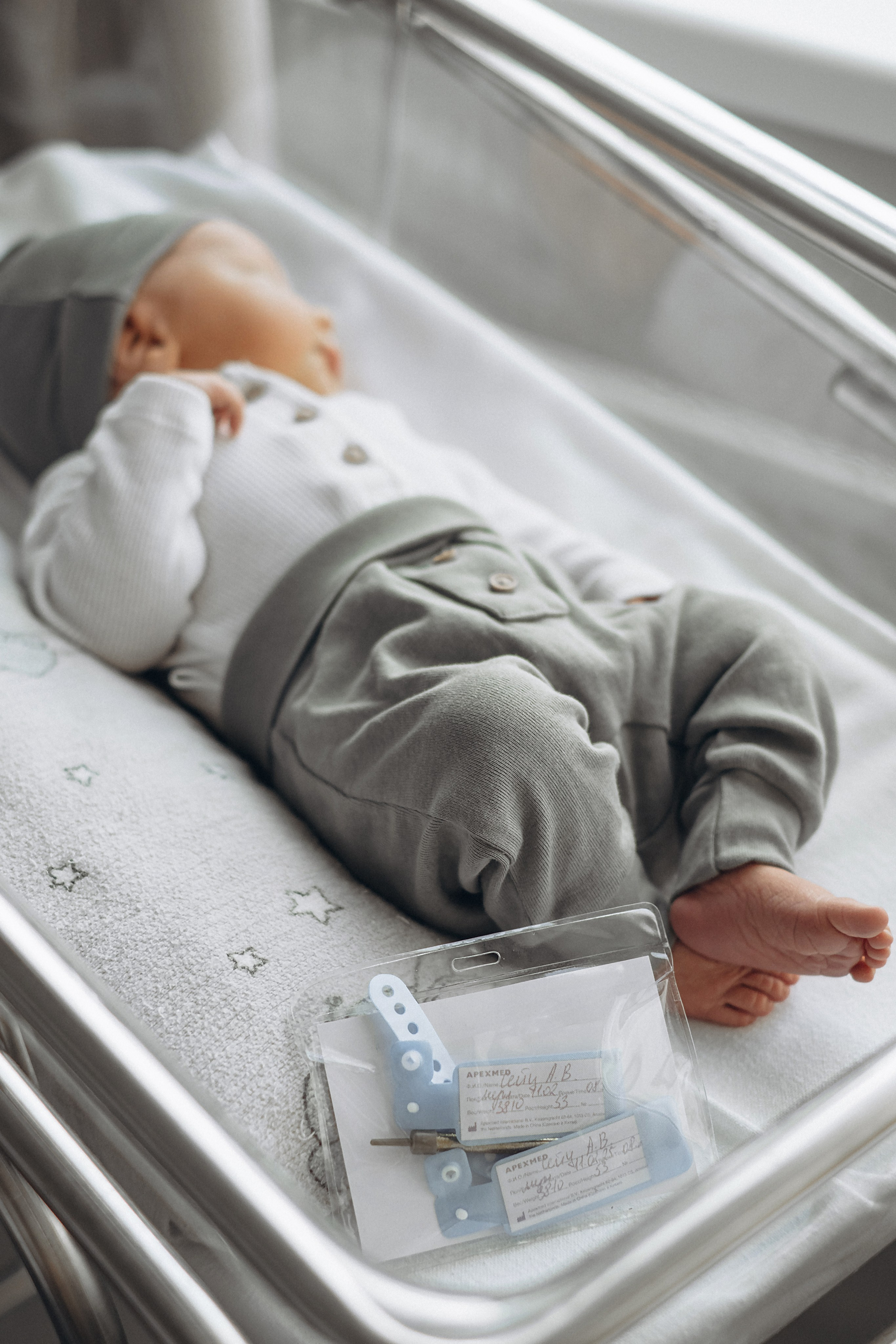 Выписка Тони, Саши и Гаврюши. Семейный и детский фотограф в Санкт-Петербурге