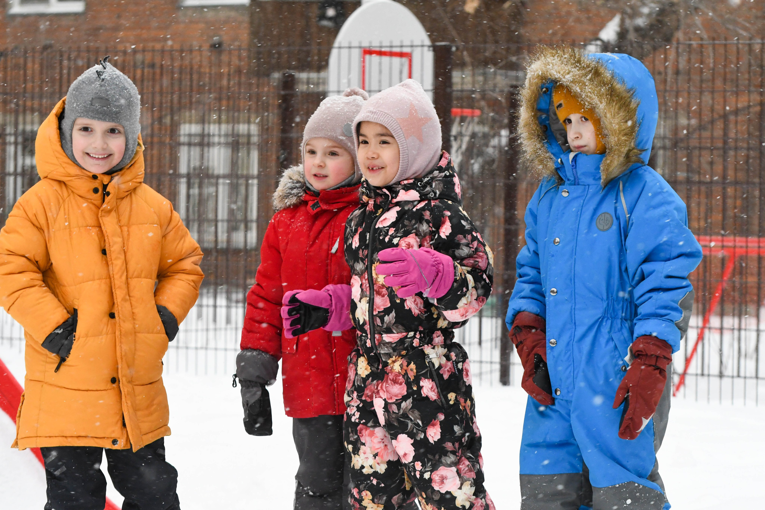 2024 г 2 февраля. Прогулка. Гоголя. Репортажный и детский фотограф в Новосибирске