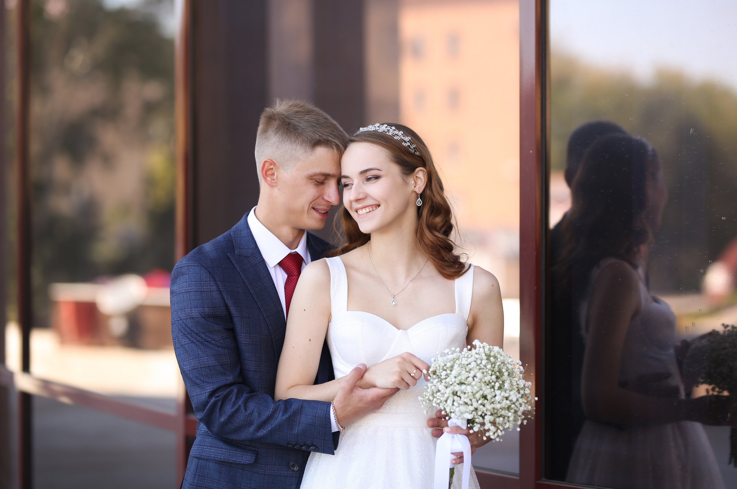 Свадебная прогулка. Профессиональный фотограф Алена Гребенщикова