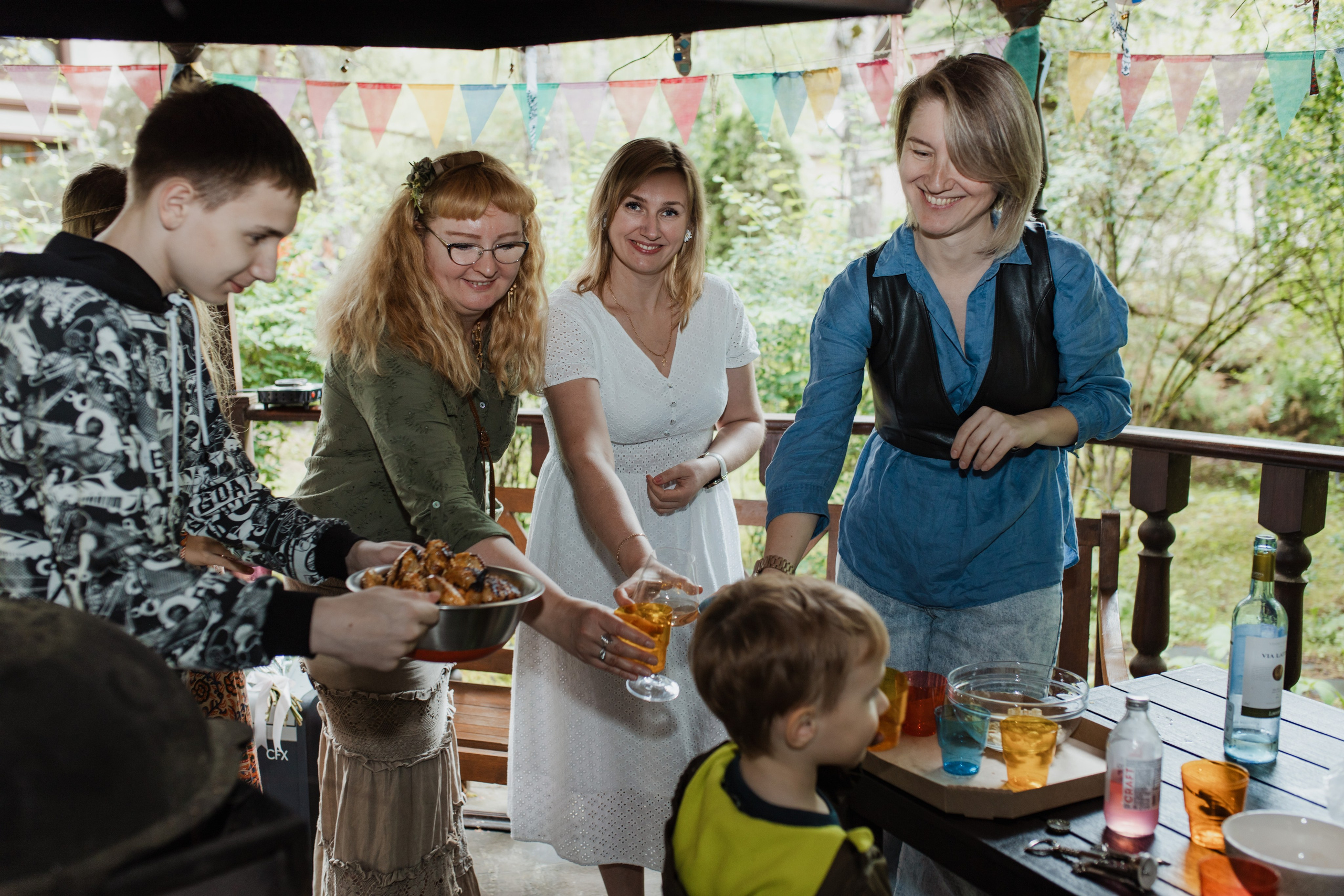 Юбилей в загородном доме. Свадебный фотограф в городе Подольск МО и Москва Крылова Ирина