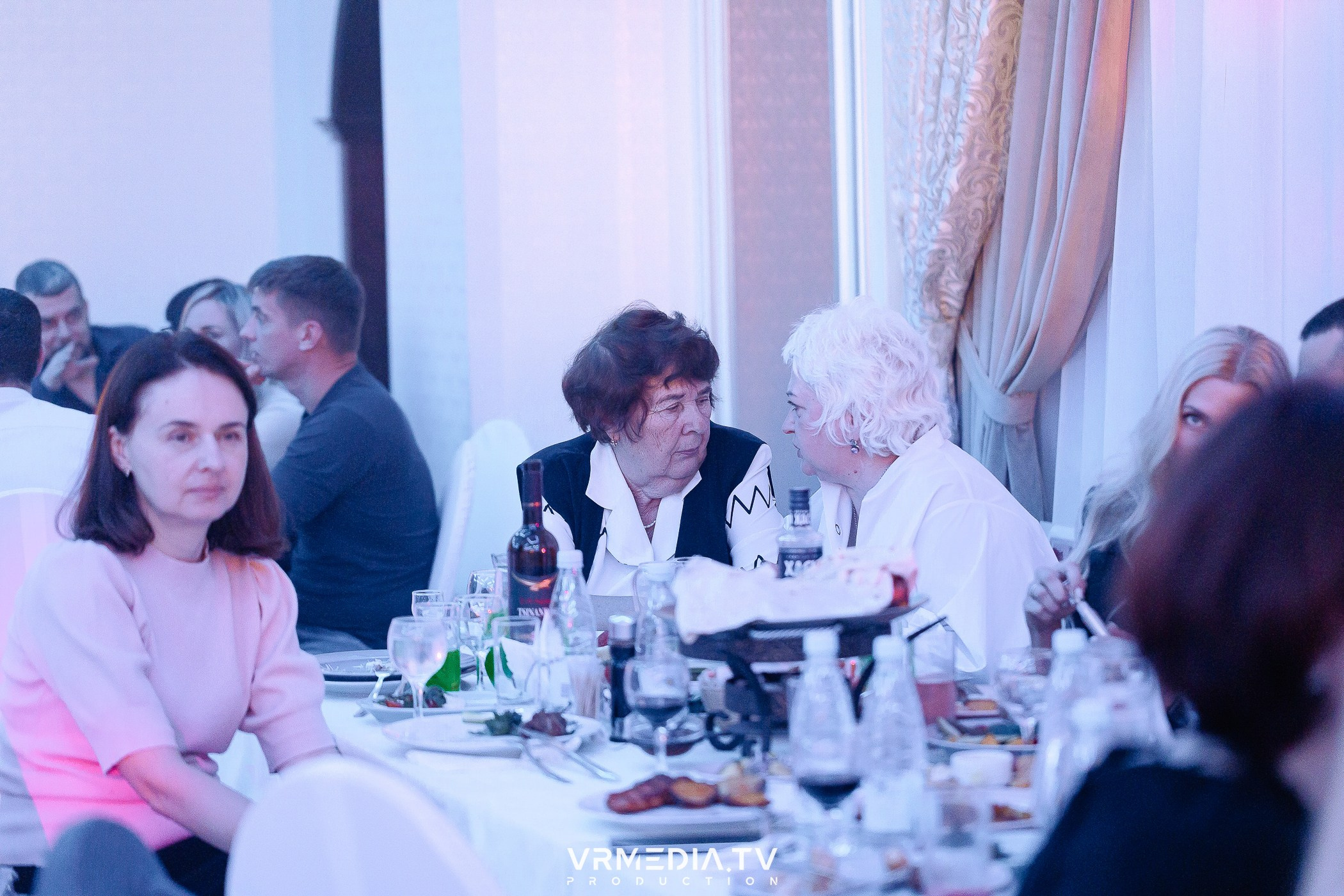 Новогодний вечер в ресторане «Лазурный Берег»