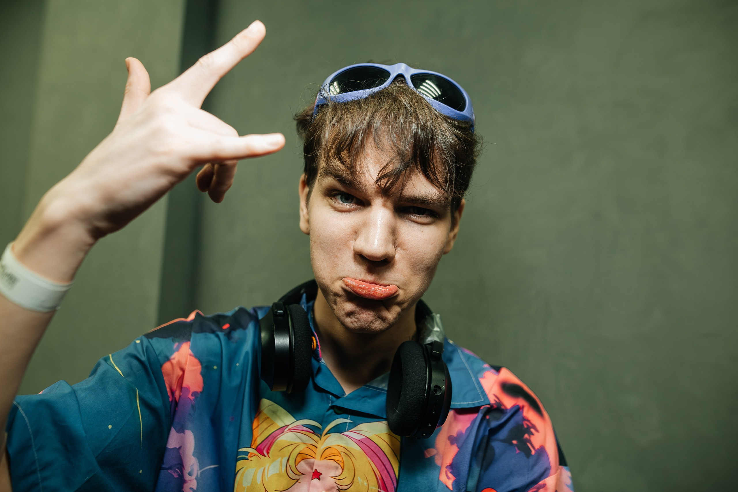 Панцушот. Рассвет.12.04.2025. Главная