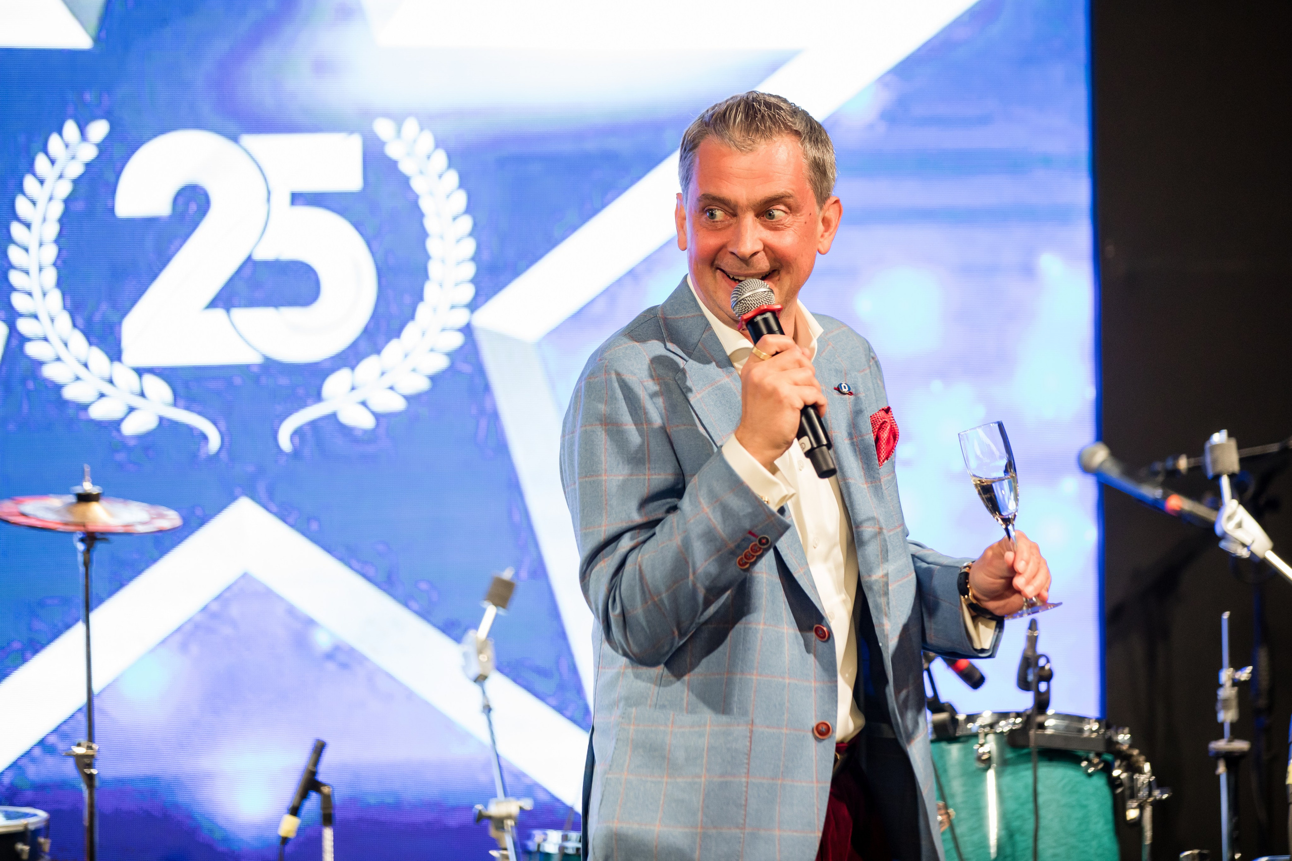 DELTA Лизинг. Репортажной и Свадебный фотограф Слава Цесарь