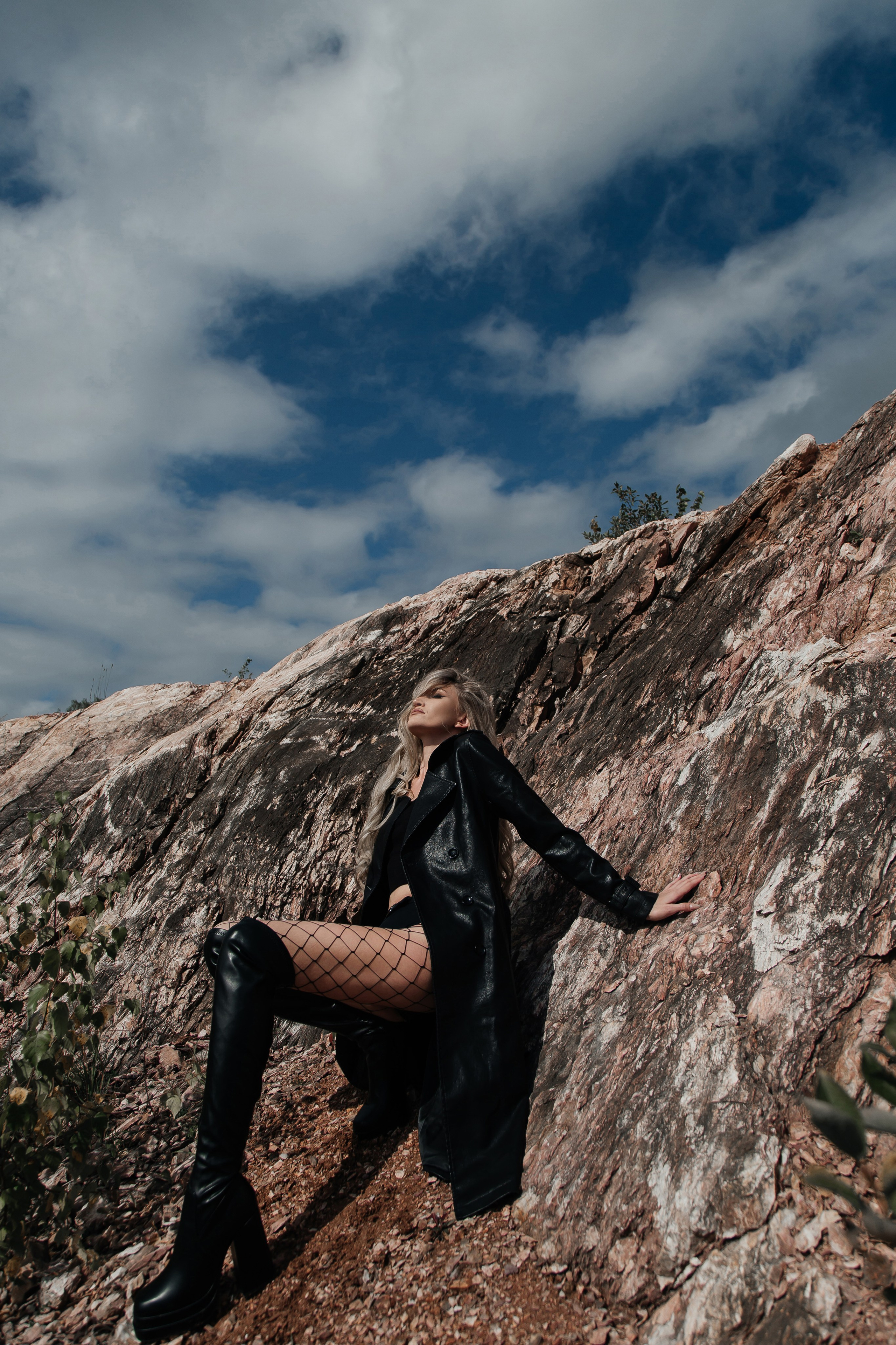 ФОТОСЕССИЯ КО ДНЮ РОЖДЕНИЯ НА МРАМОРНОМ КАРЬЕРЕ. Фотограф в Киселёвске Татьяна Трухалева