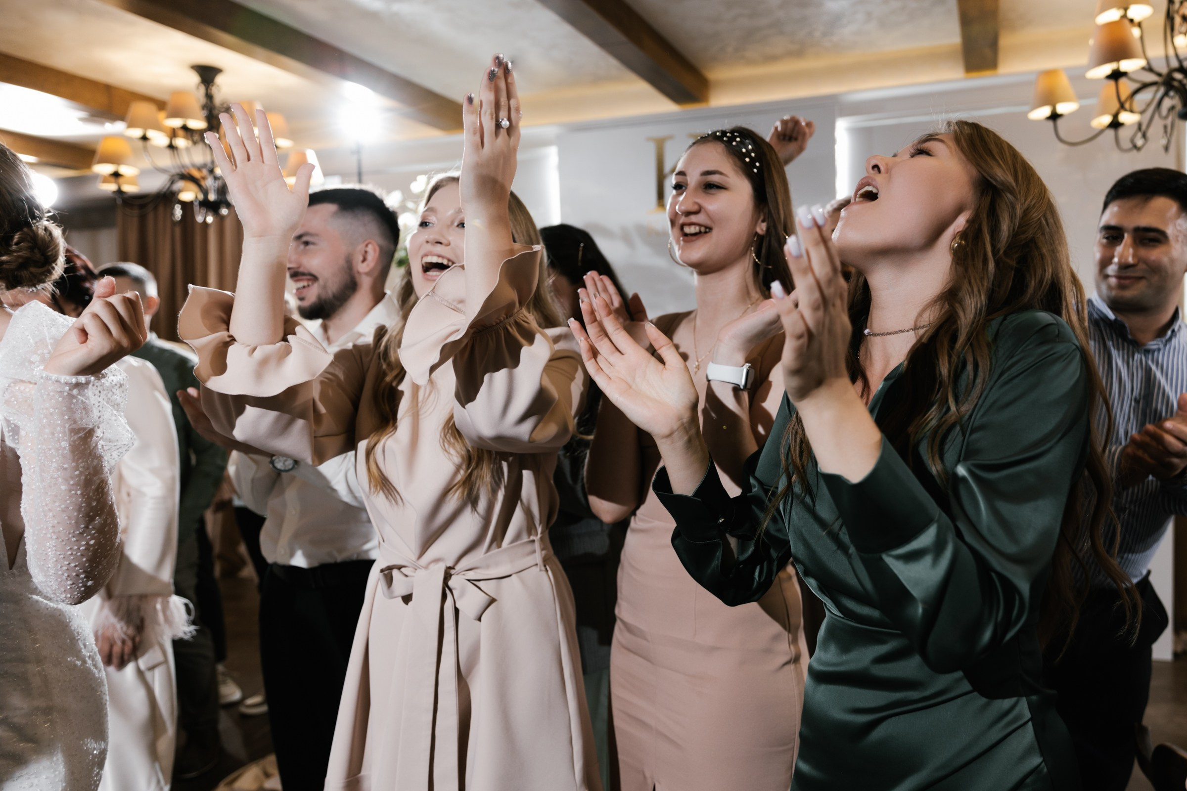 Они любят классику. Свадебный фотограф Марьям Сайфулина г. Красноярск