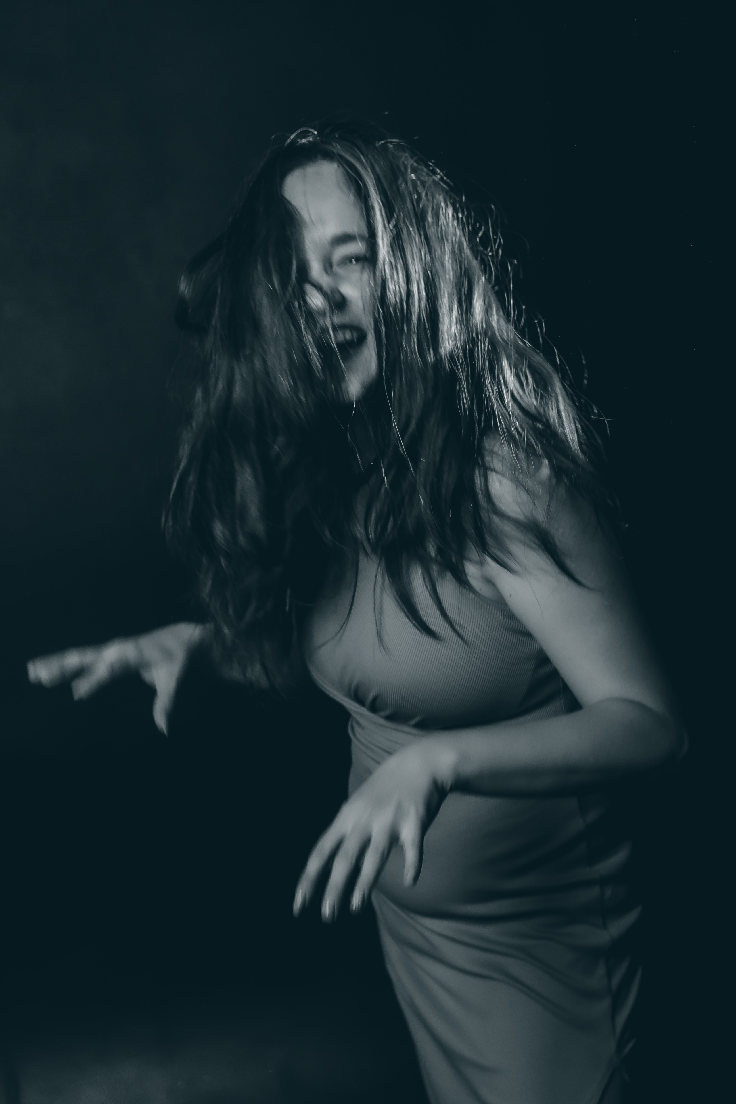 Мария. Эксперимент с чековой камерой. Фотограф Регина Крикунова г. Красноярск