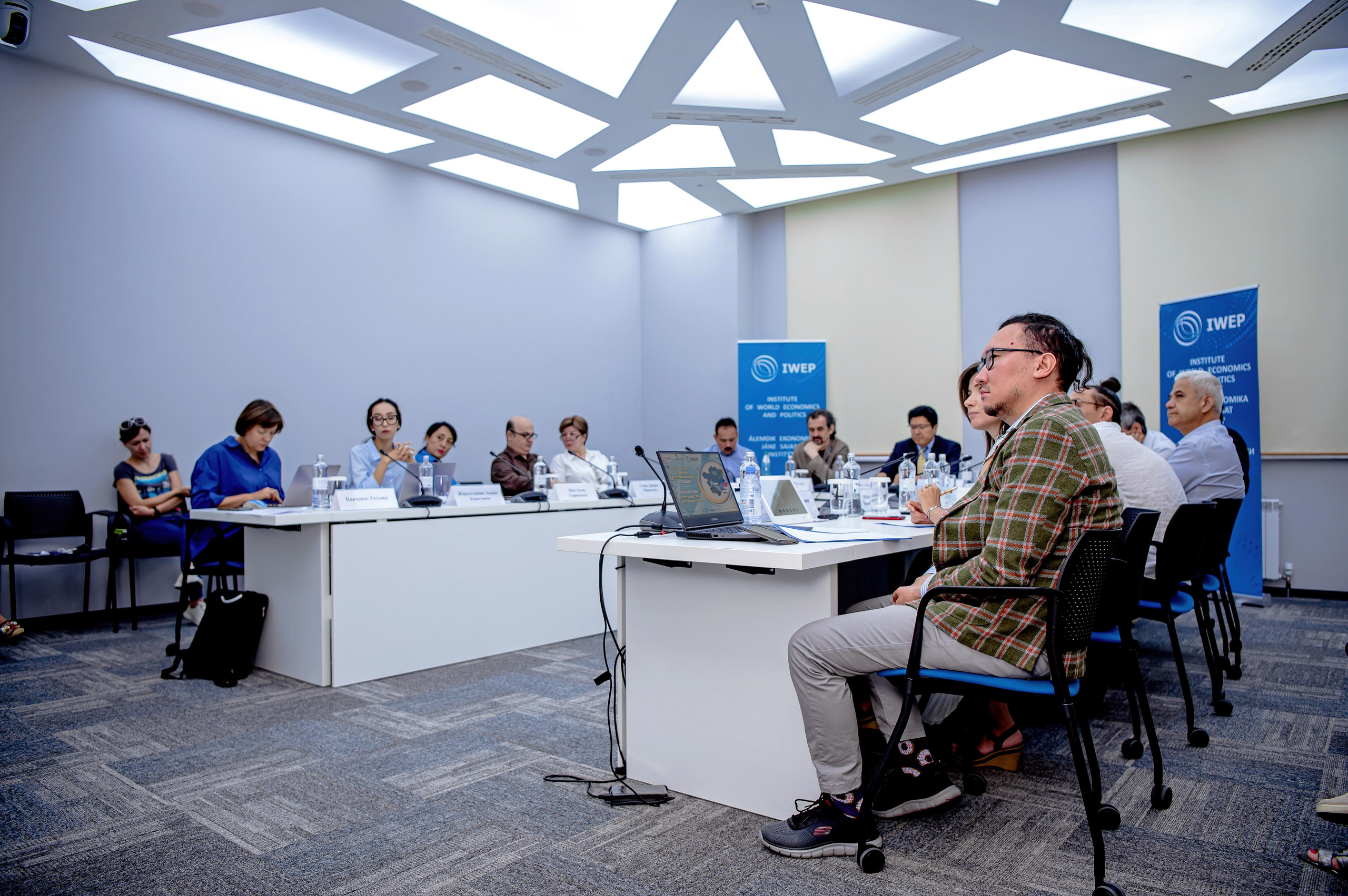 Конференции. Семинары. Елена Северина фотограф, Алматы: репортаж (спорт, концерты, конференции), предметная и фуд-съёмка, портреты, каталоги, фэшн, ретушь