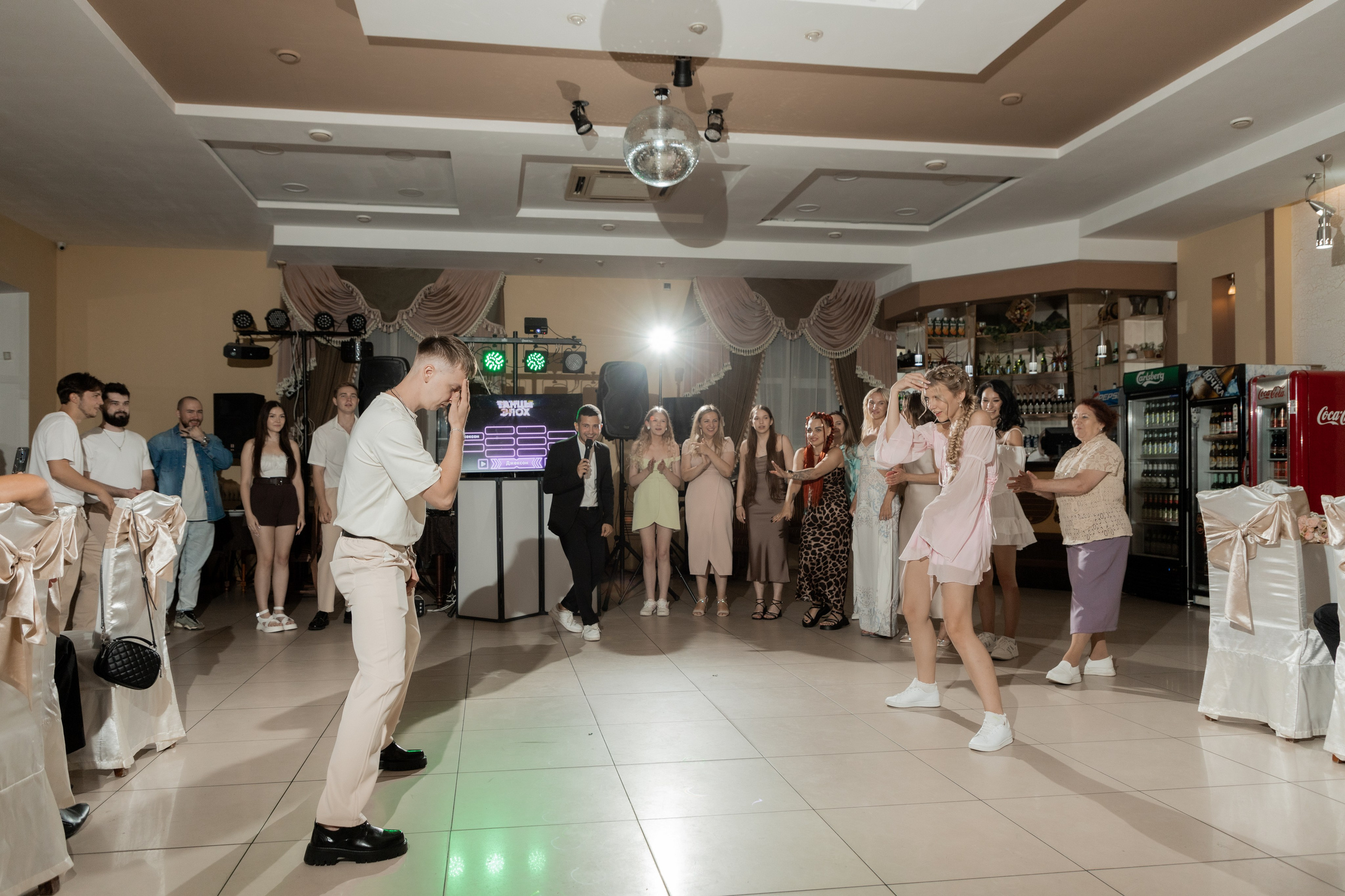 Роман и Александра (банкет). Свадебный фотограф Ангелина Сунгатулина | Саратов | Балаково | Вольск