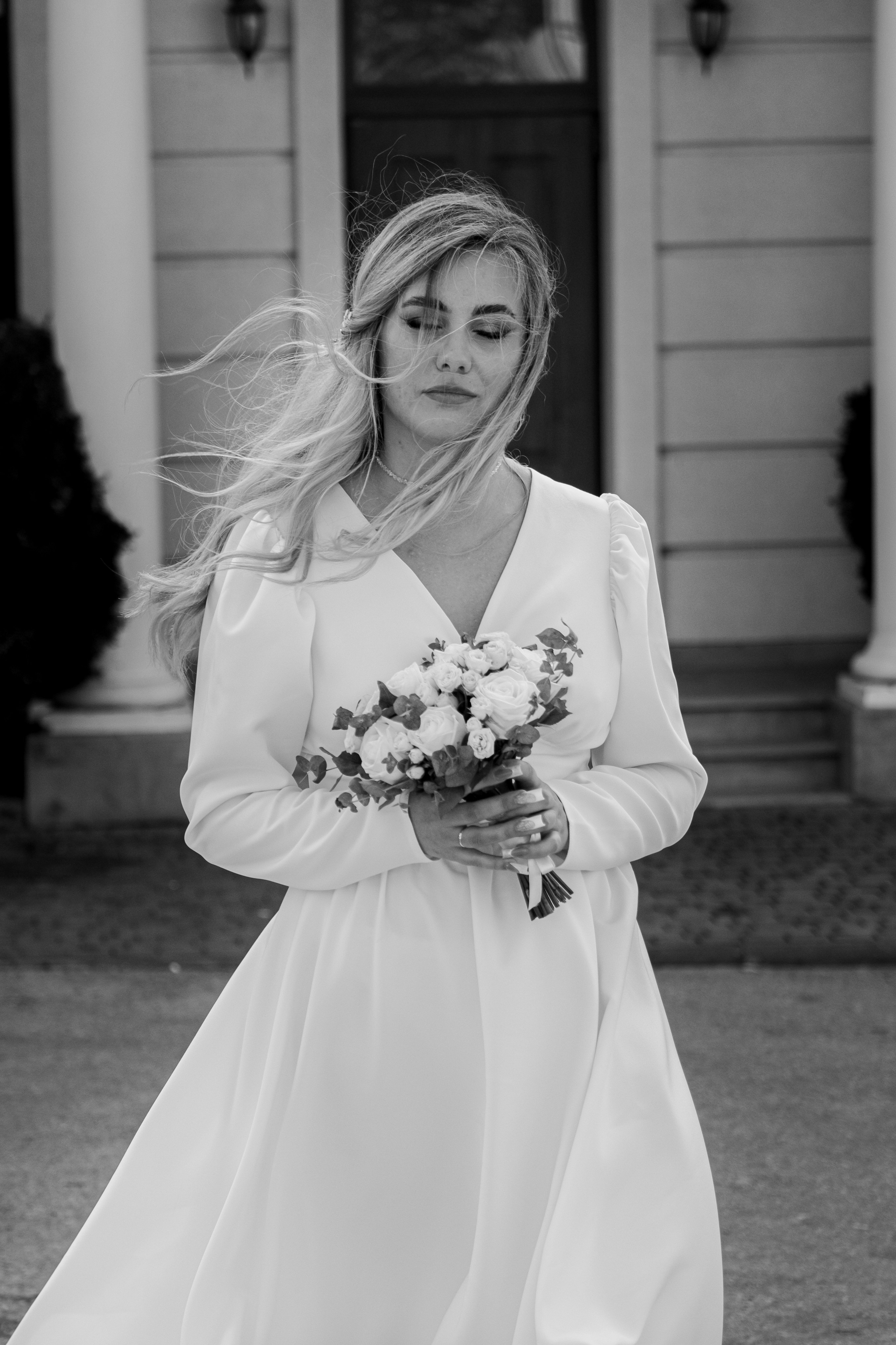 Профессиональная фотосъемка в Крыму. Натуральные эмоции и живые кадры. Забронируйте дату прямо сейчас!