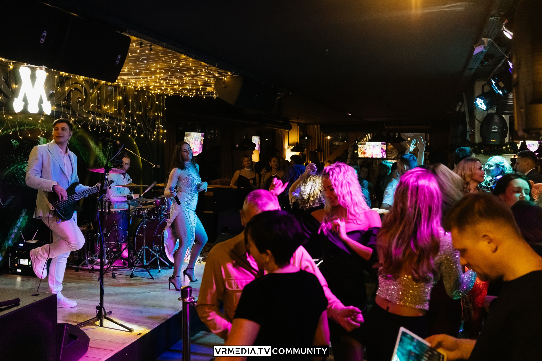 Новогодний вечер в ресторане «Мюнхен»