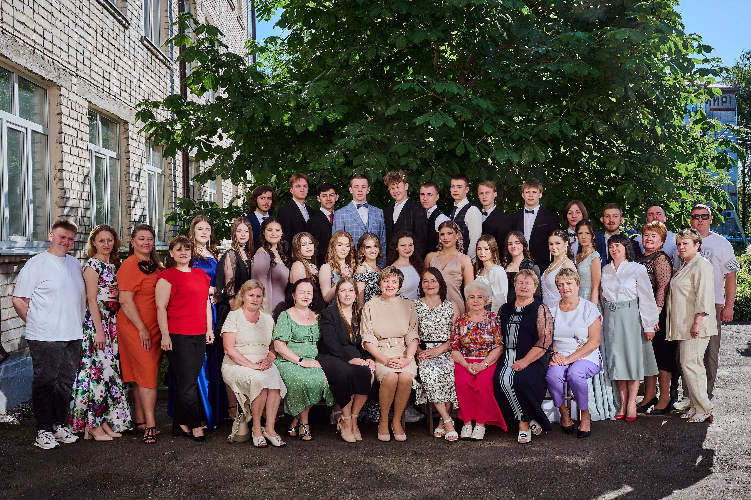 Выпускные и праздники. Выпускные альбомы. Предметная и контент съёмка. Фотостудия Klass