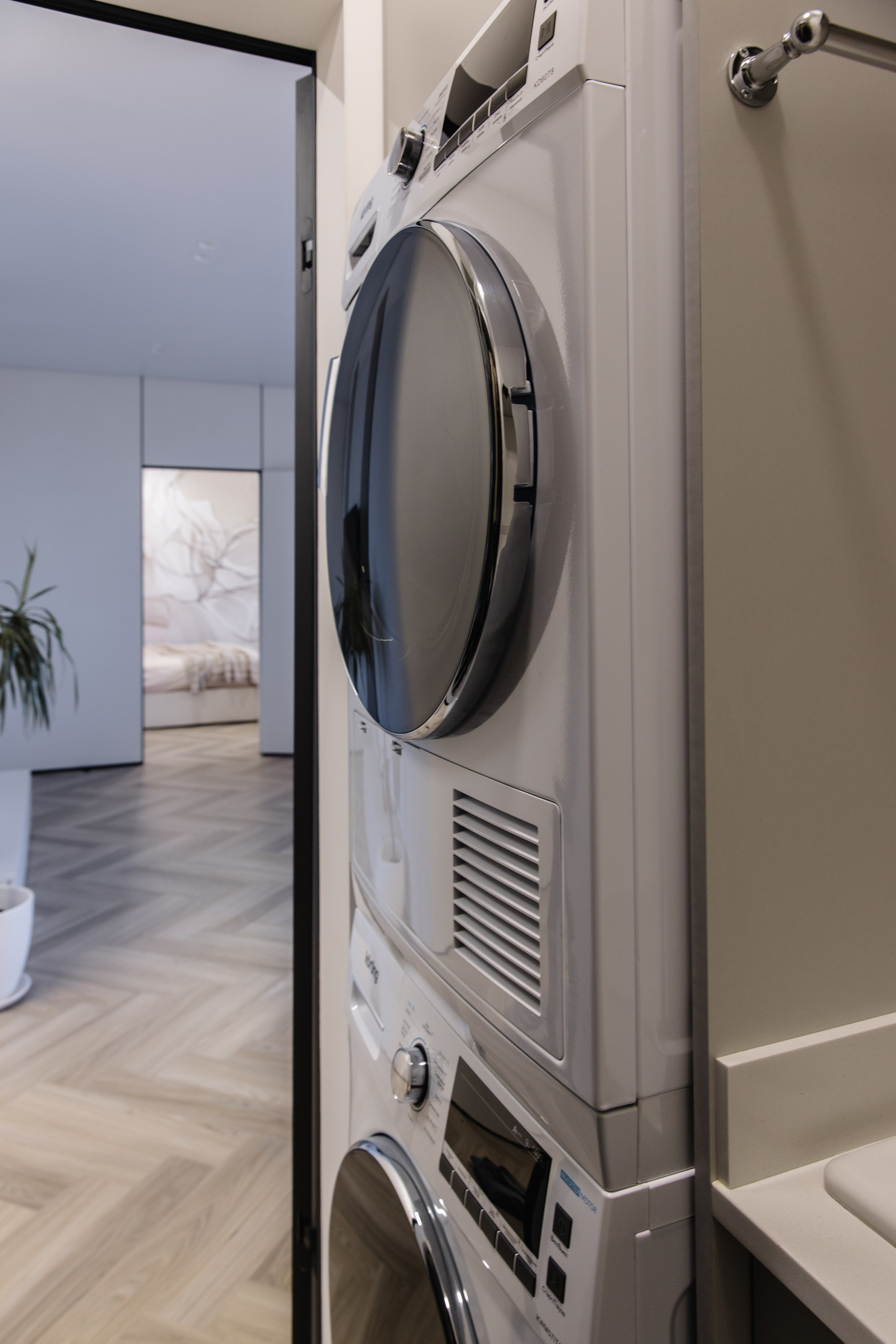 Rozalux. ГУДРУМ — Мебель на заказ в Томске | Кухни | Шкафы | Стулья и Столы