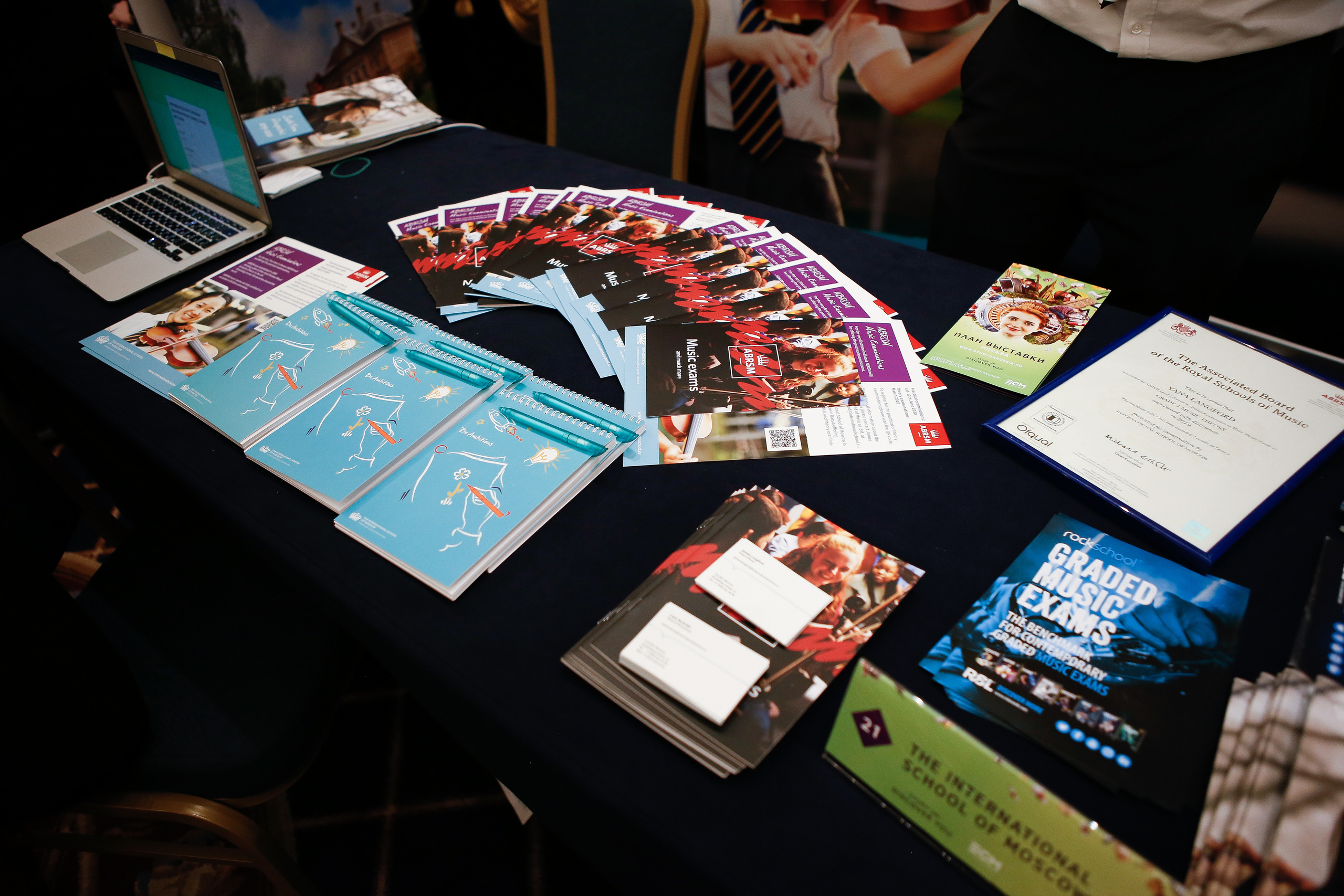 Выставка в The Ritz-Carlton. Свадебный Фотограф Екатерина Ефремова