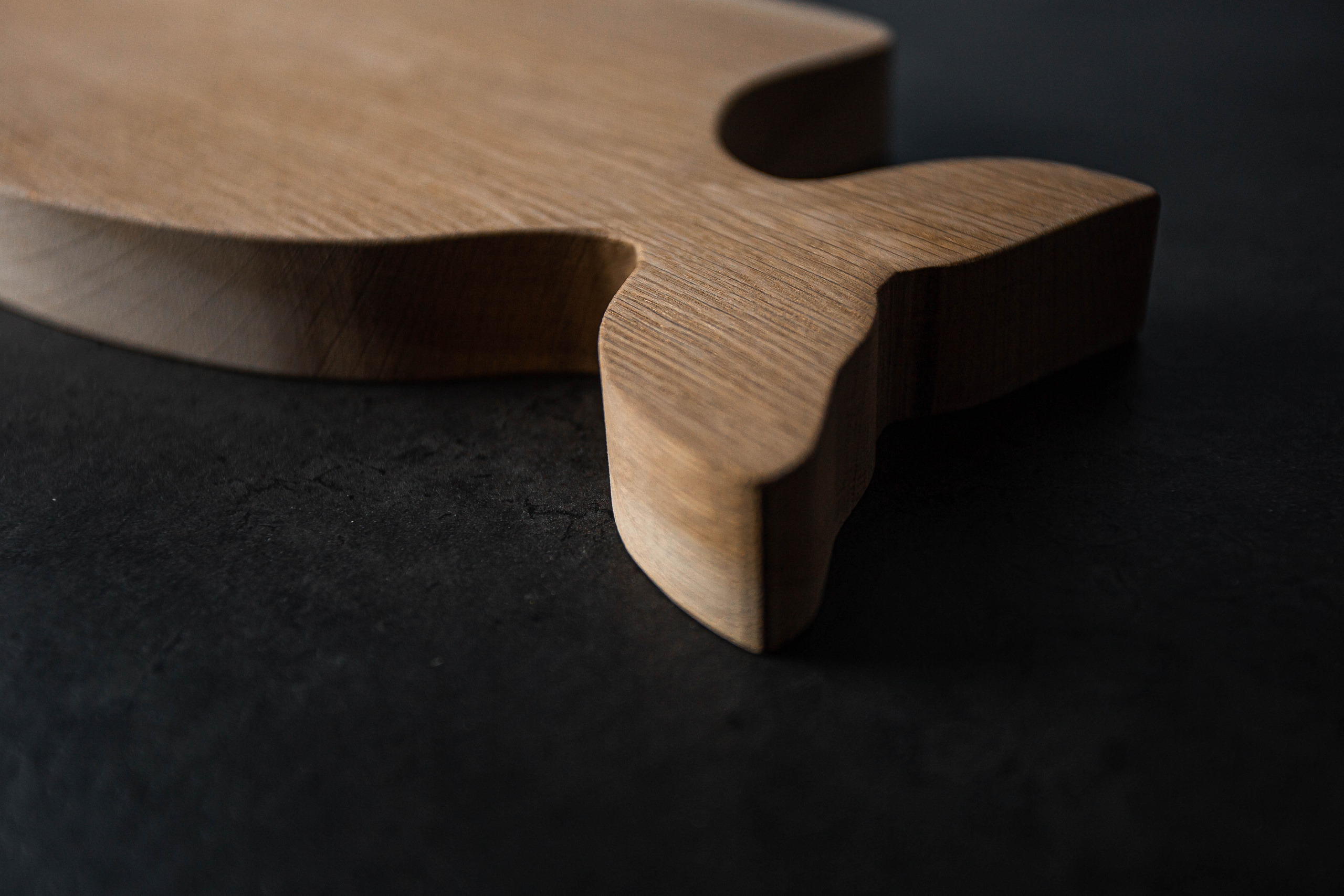 Доска в форме рыбы. Разделочные доски и деревянная мебель на заказ