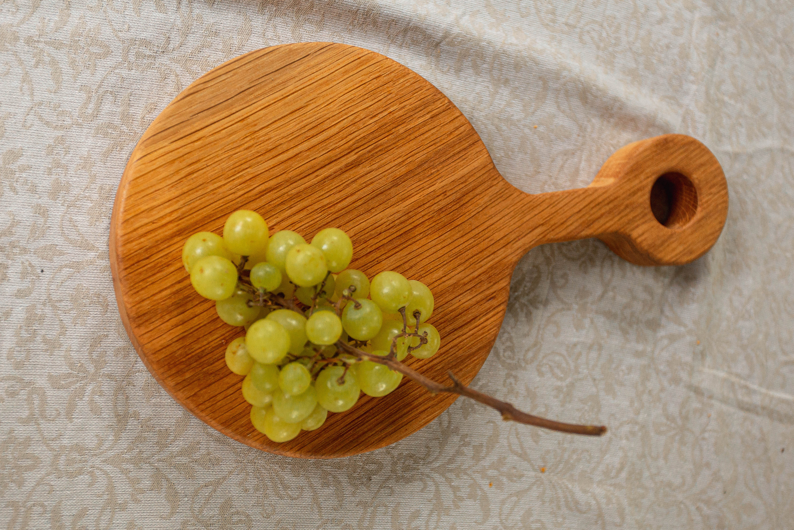 Домра. Разделочные доски и деревянная мебель на заказ