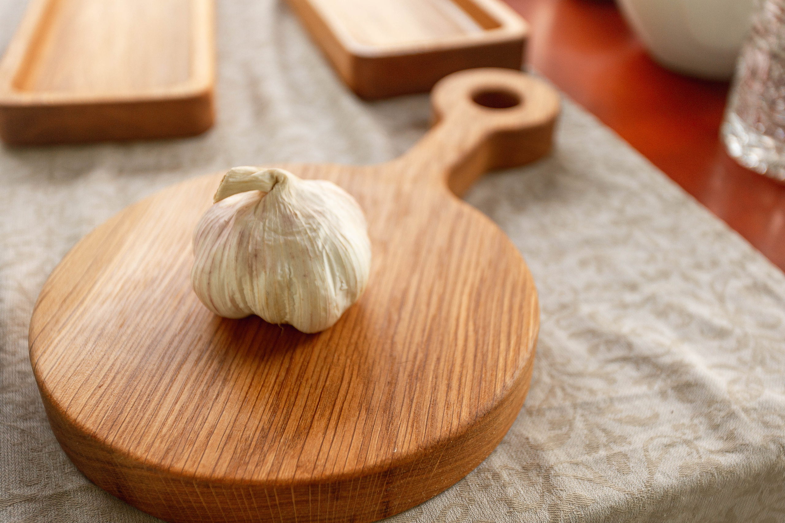 Домра. Разделочные доски и деревянная мебель на заказ